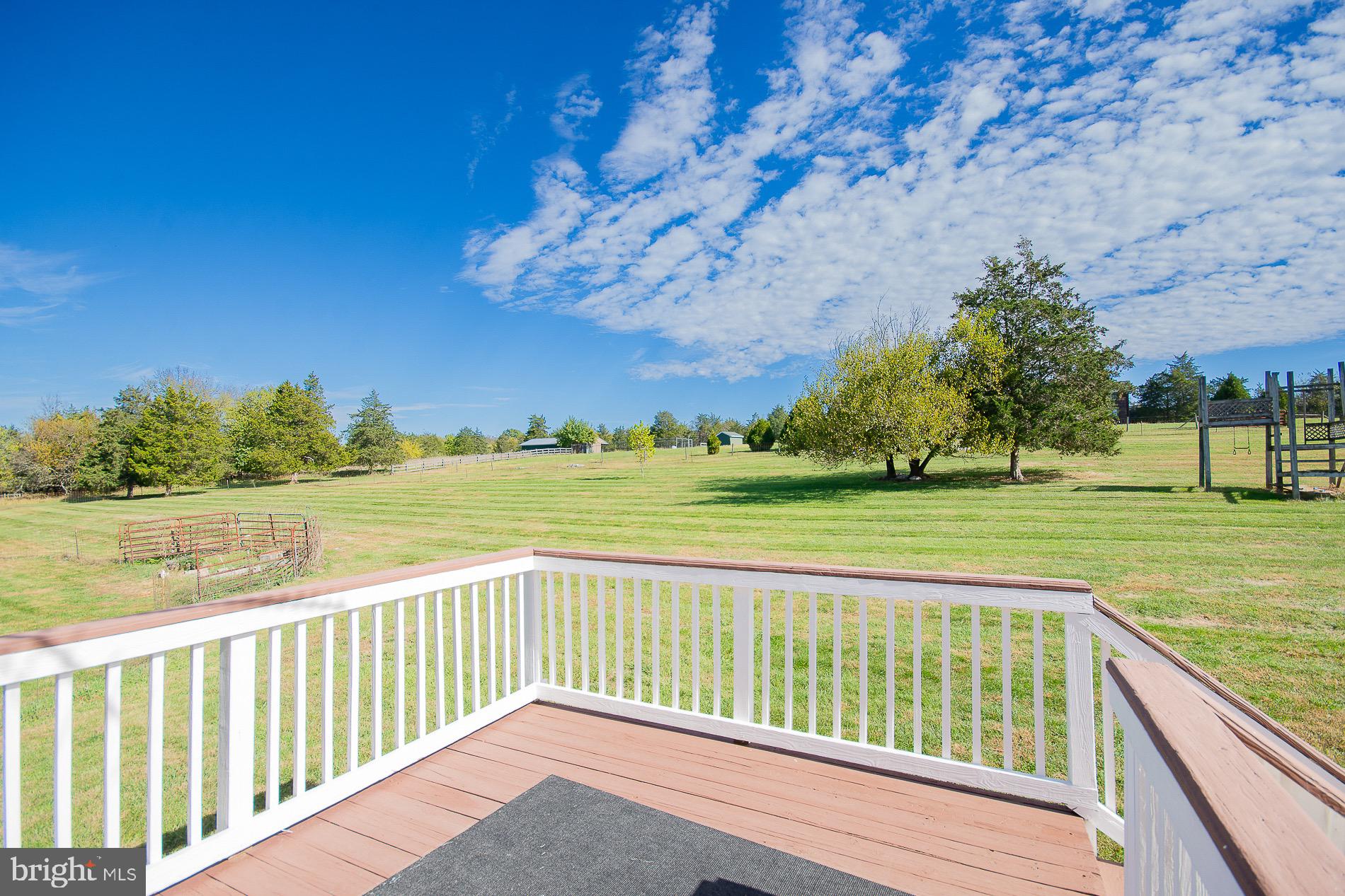 GREYSTONE ON THE OPEQUON - Residential