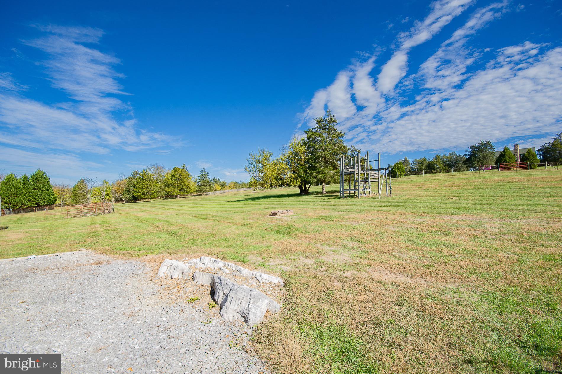 GREYSTONE ON THE OPEQUON - Residential