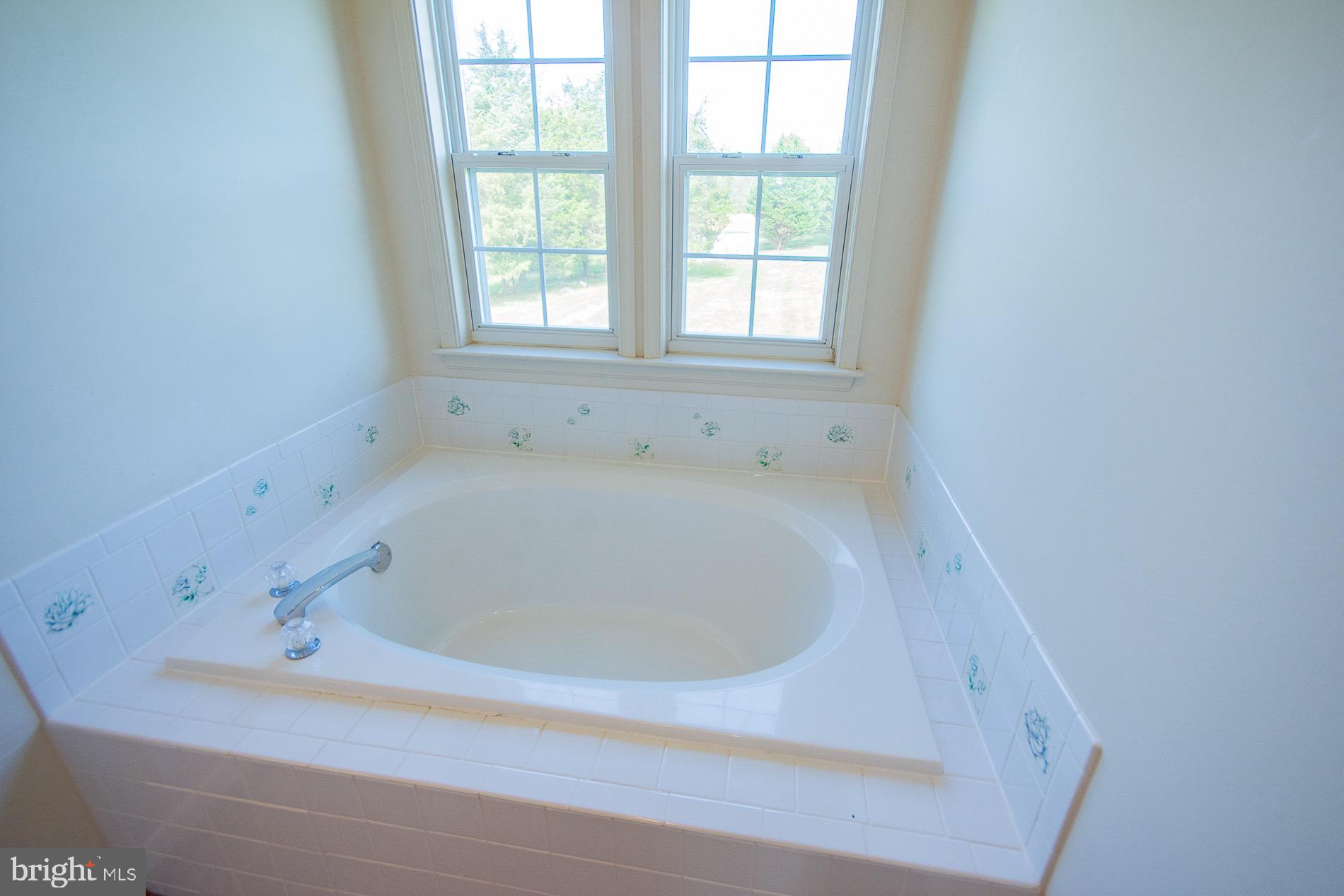 GREYSTONE ON THE OPEQUON - Residential