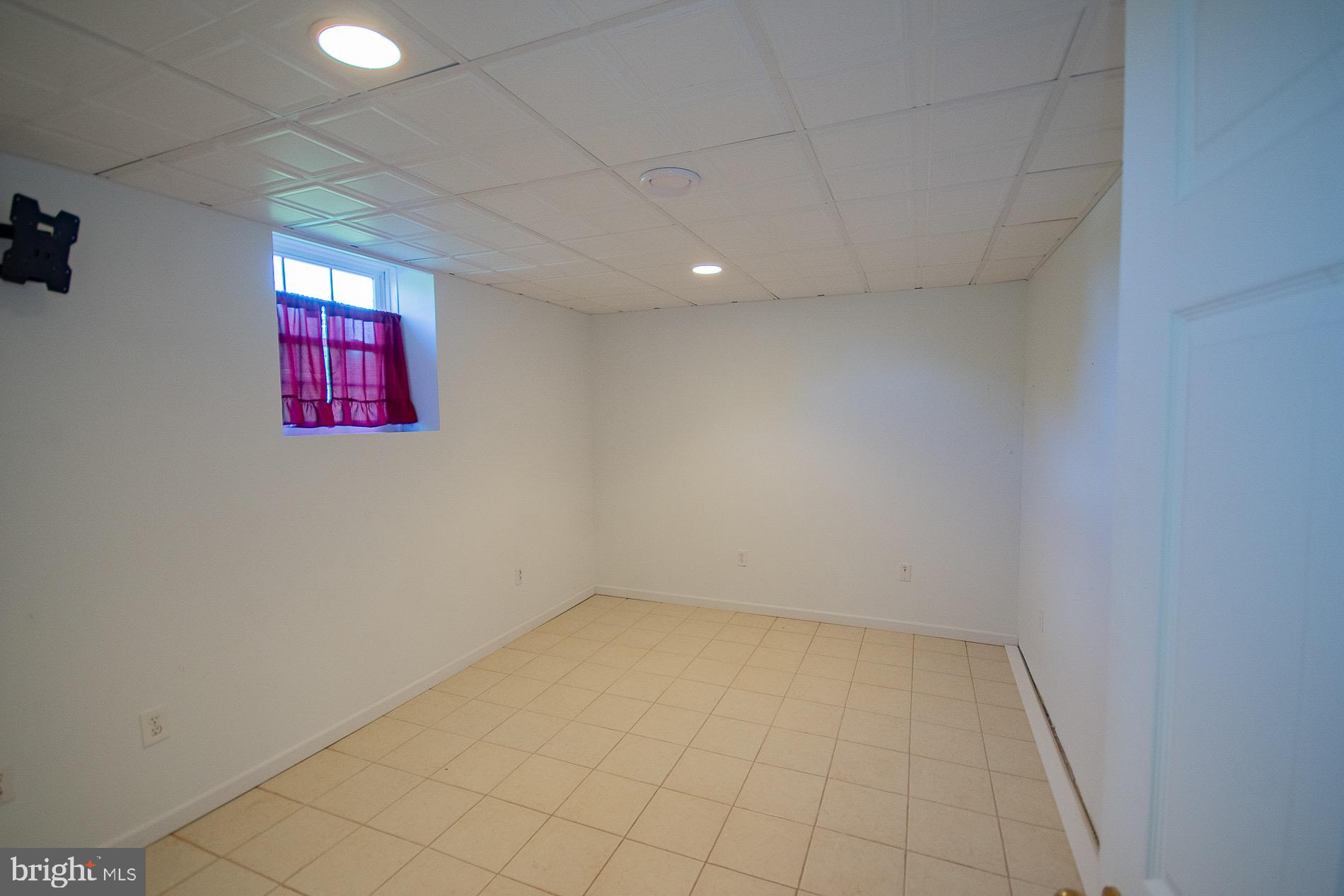 GREYSTONE ON THE OPEQUON - Residential