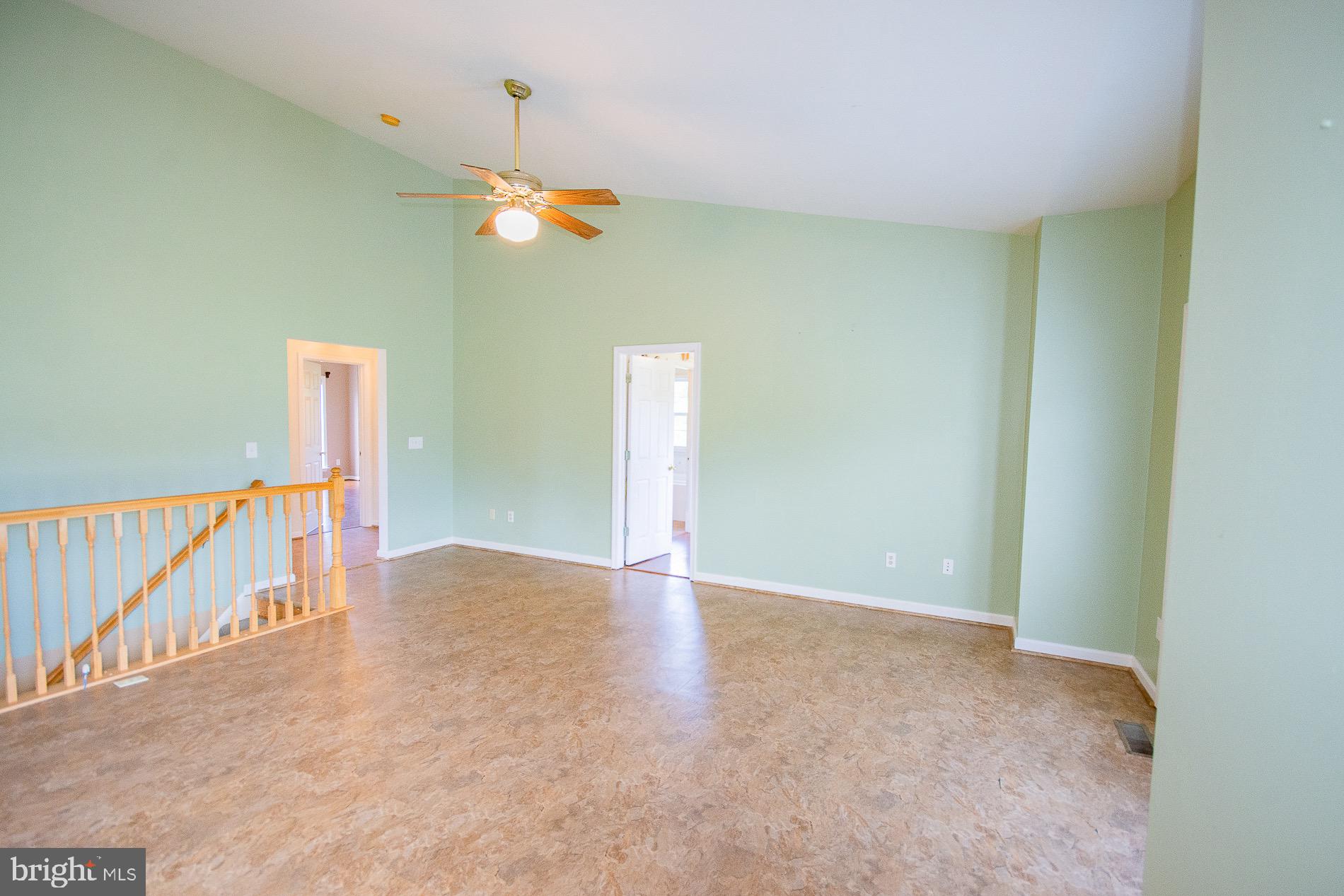 GREYSTONE ON THE OPEQUON - Residential