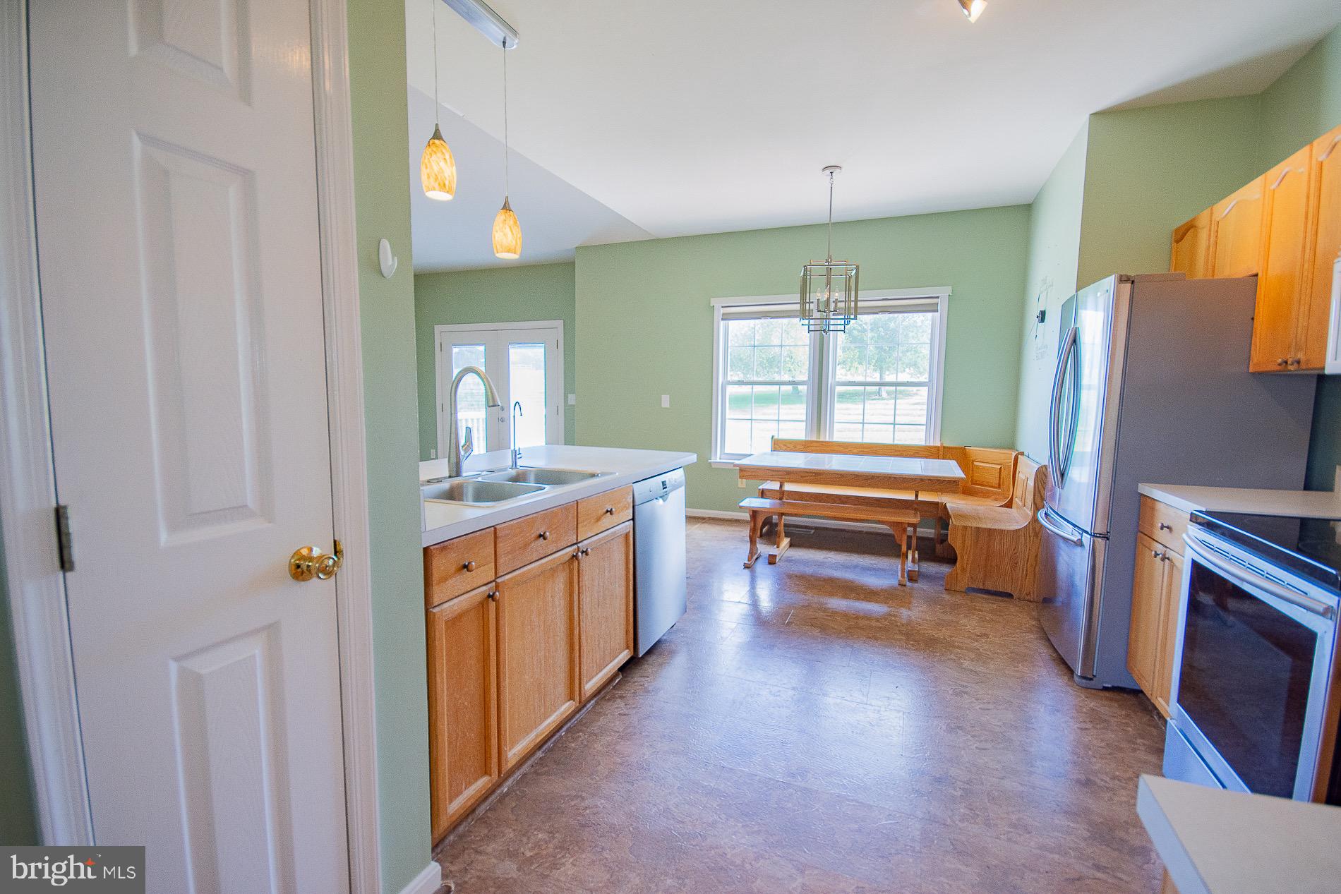 GREYSTONE ON THE OPEQUON - Residential