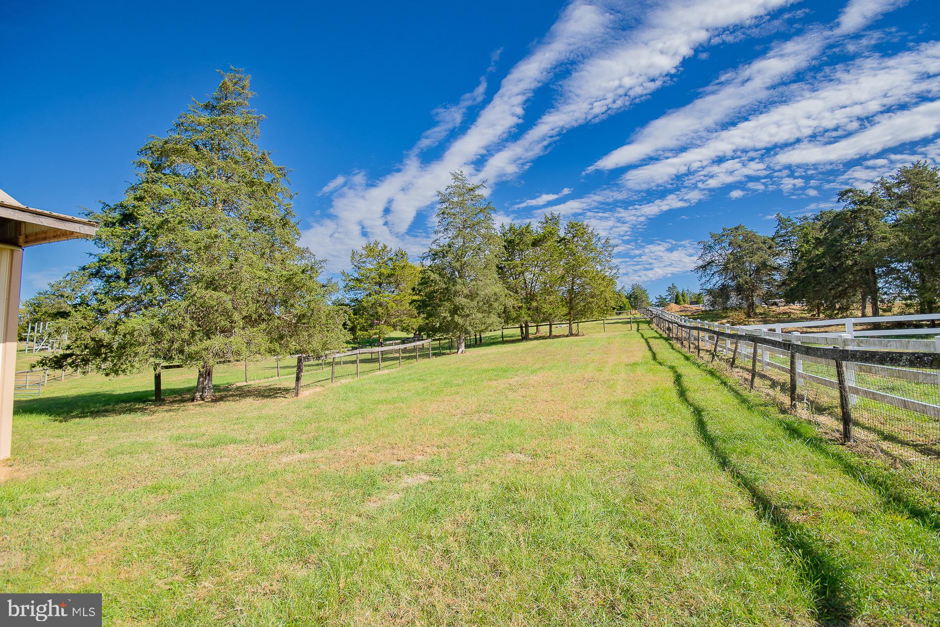 GREYSTONE ON THE OPEQUON - Residential