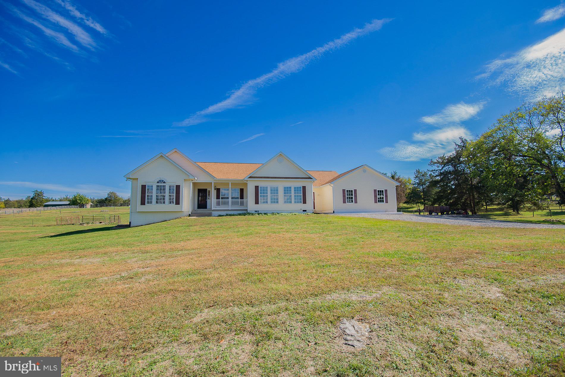GREYSTONE ON THE OPEQUON - Residential