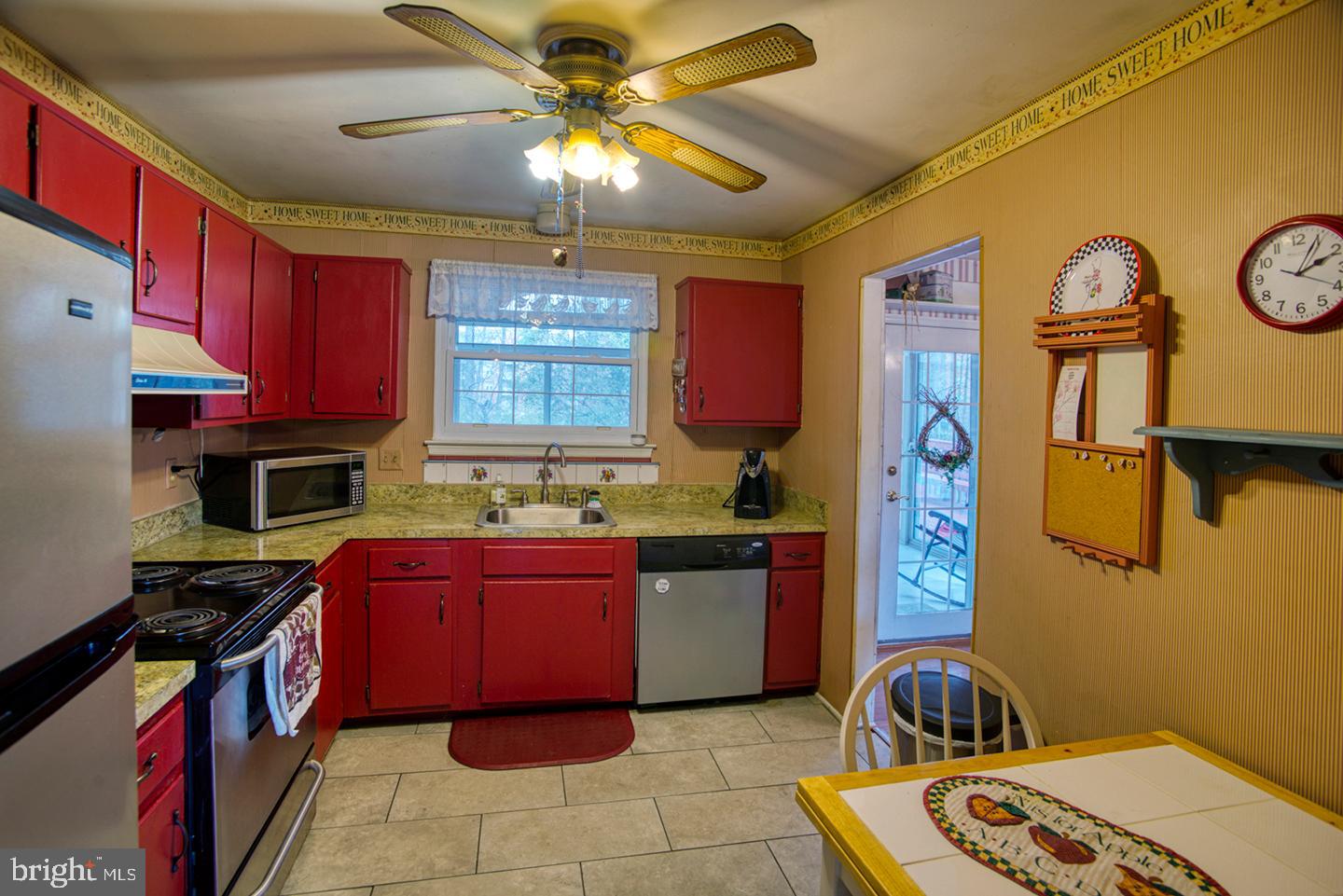 NORTHVIEW AT LAKE VILLAGE - Residential