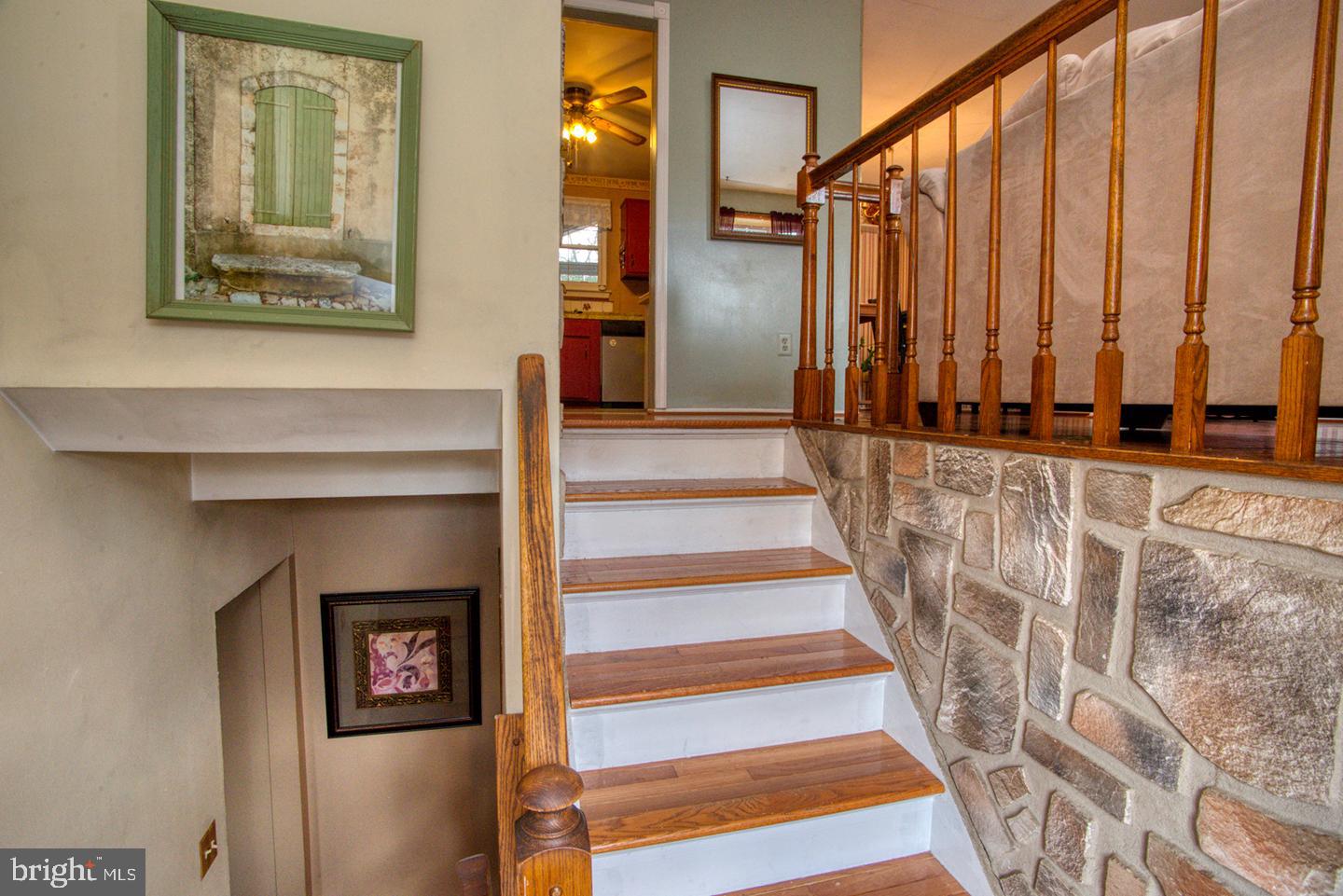 NORTHVIEW AT LAKE VILLAGE - Residential