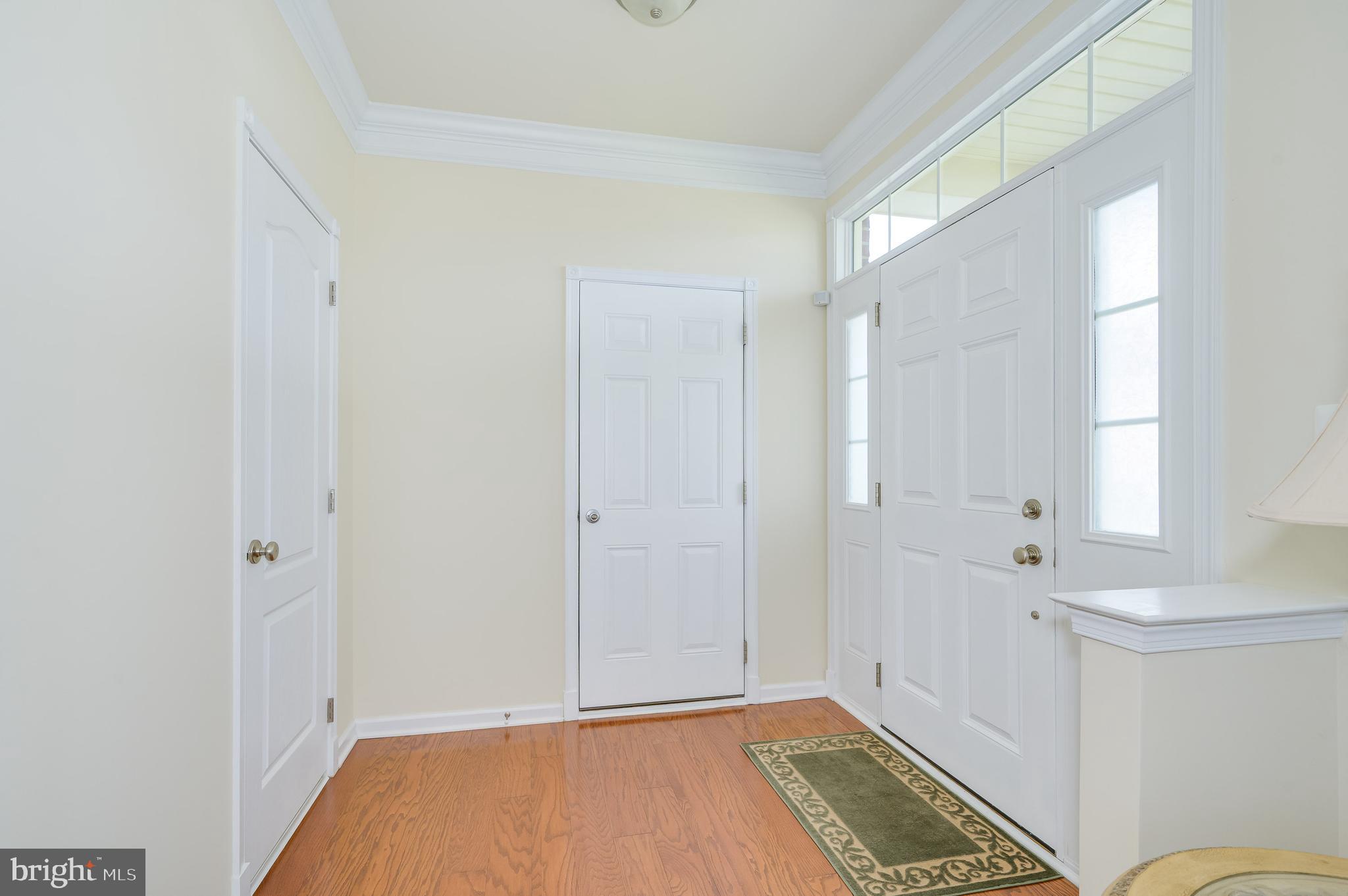 201 STRATHMORE WAY E