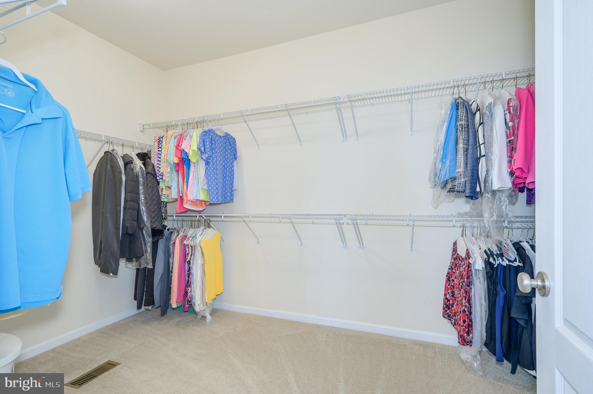 MARTINSBURG STATION - Residential