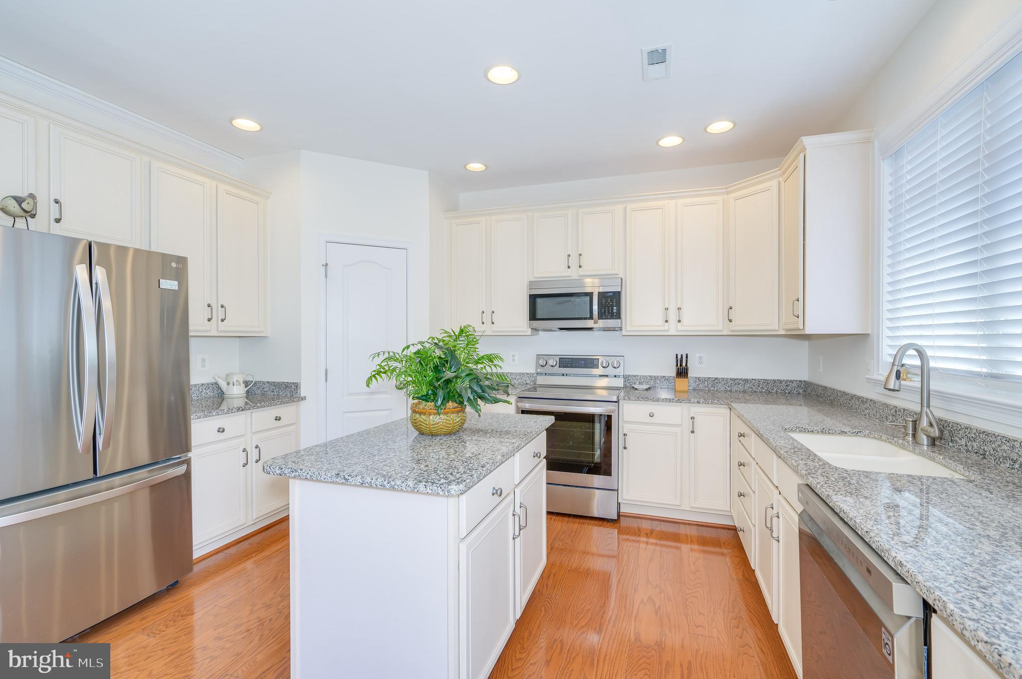 MARTINSBURG STATION - Residential