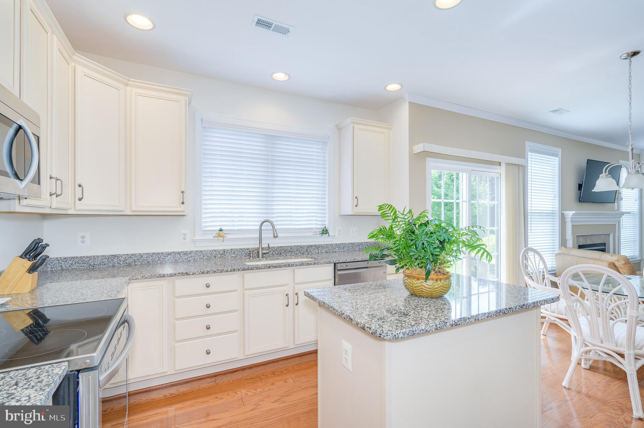 MARTINSBURG STATION - Residential