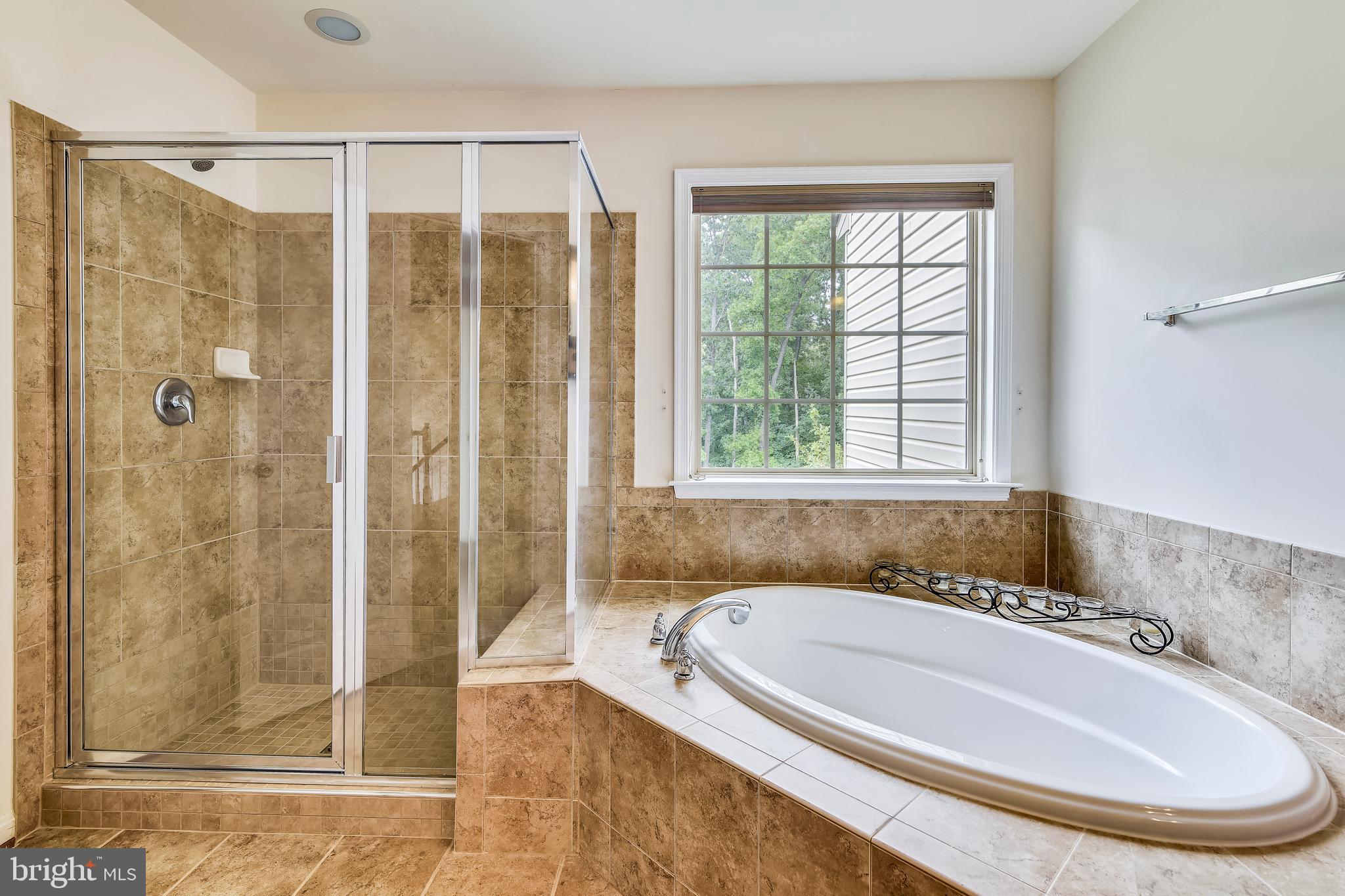 ALEXANDERS CHASE - Residential