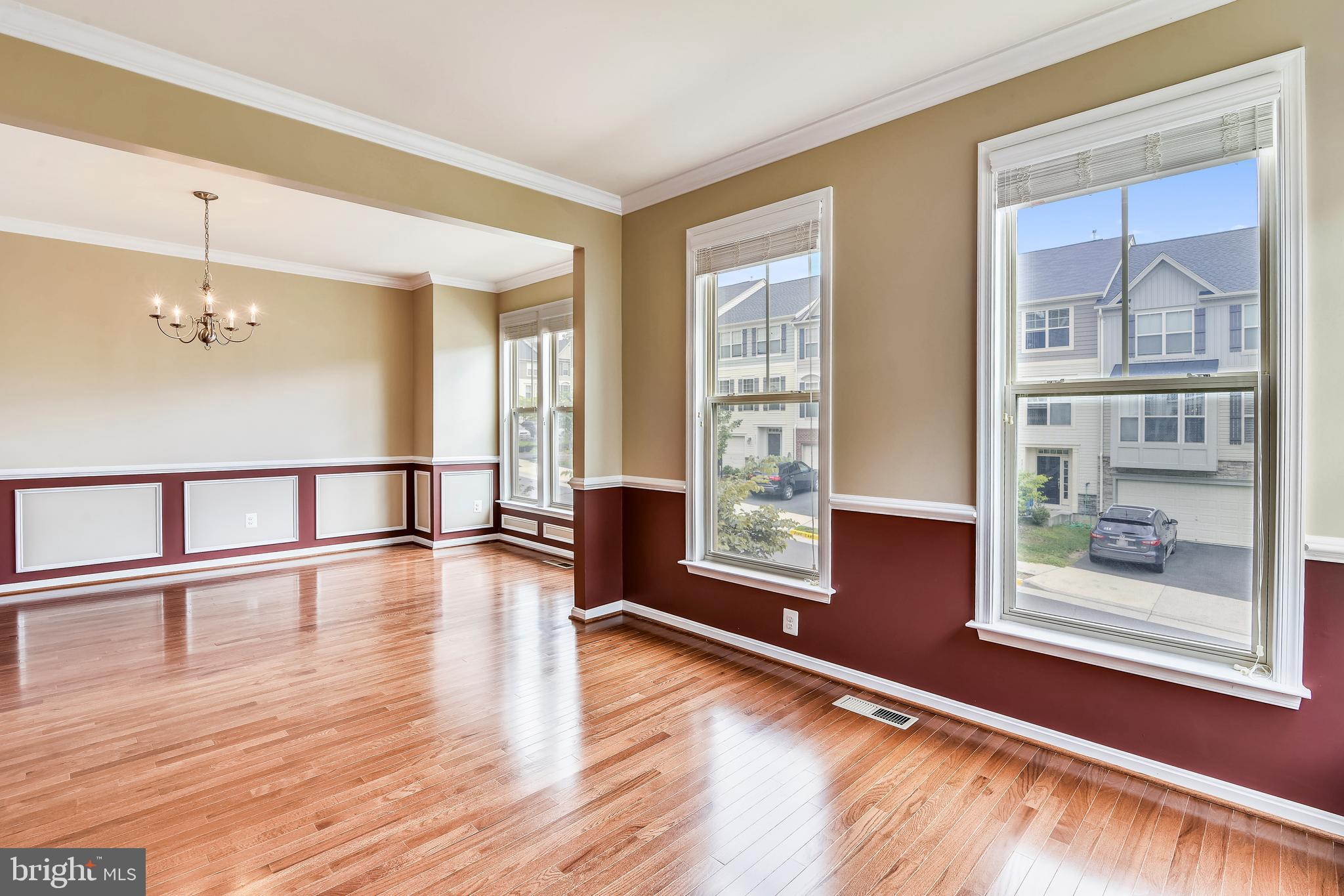 ALEXANDERS CHASE - Residential