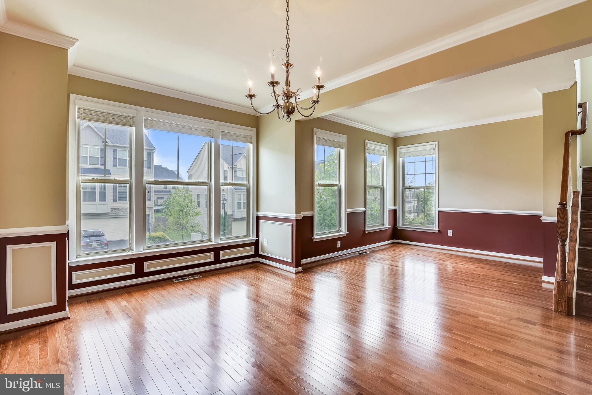 ALEXANDERS CHASE - Residential