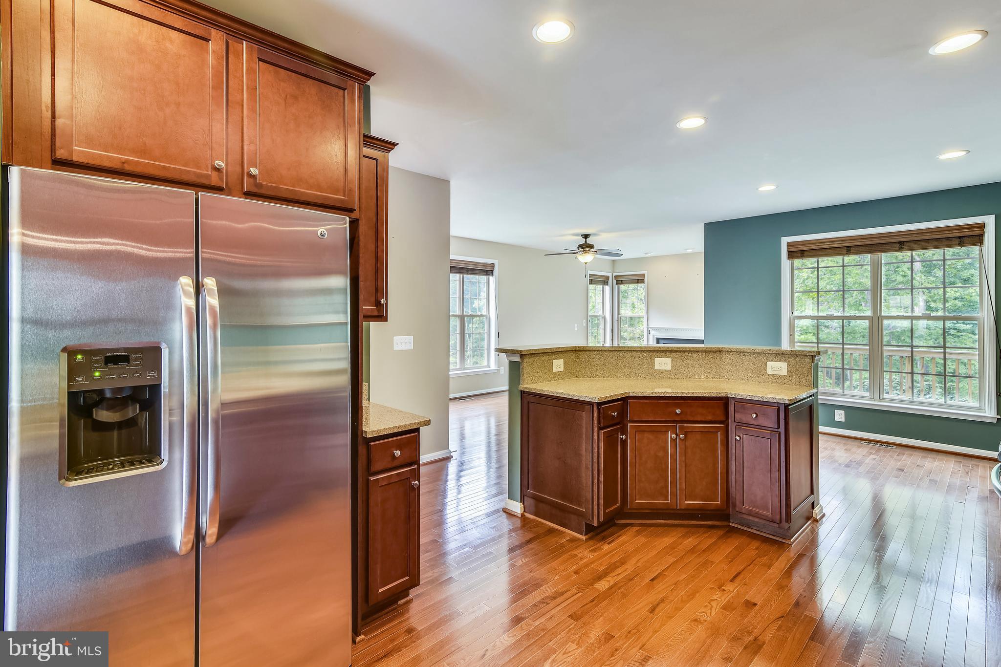 ALEXANDERS CHASE - Residential