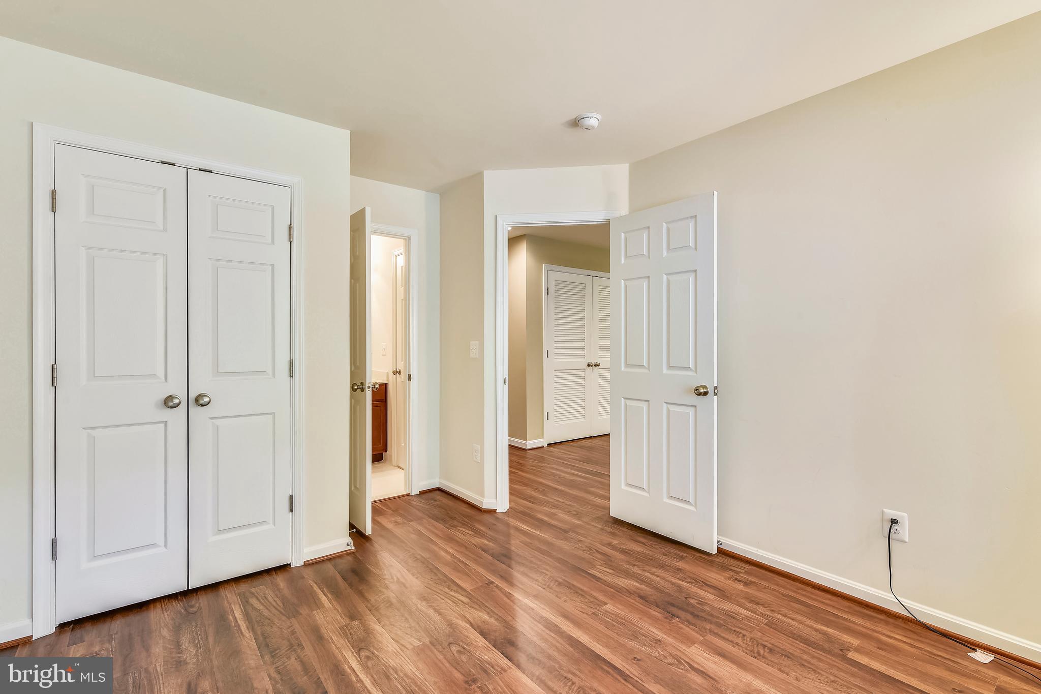 ALEXANDERS CHASE - Residential