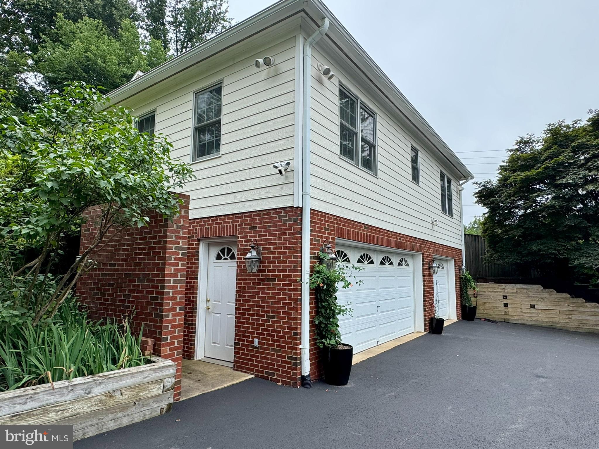 11608 LEESBURG PIKE