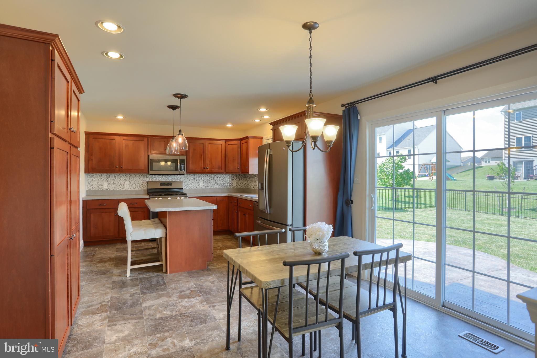 SOUTHERN MEADOWS - Residential