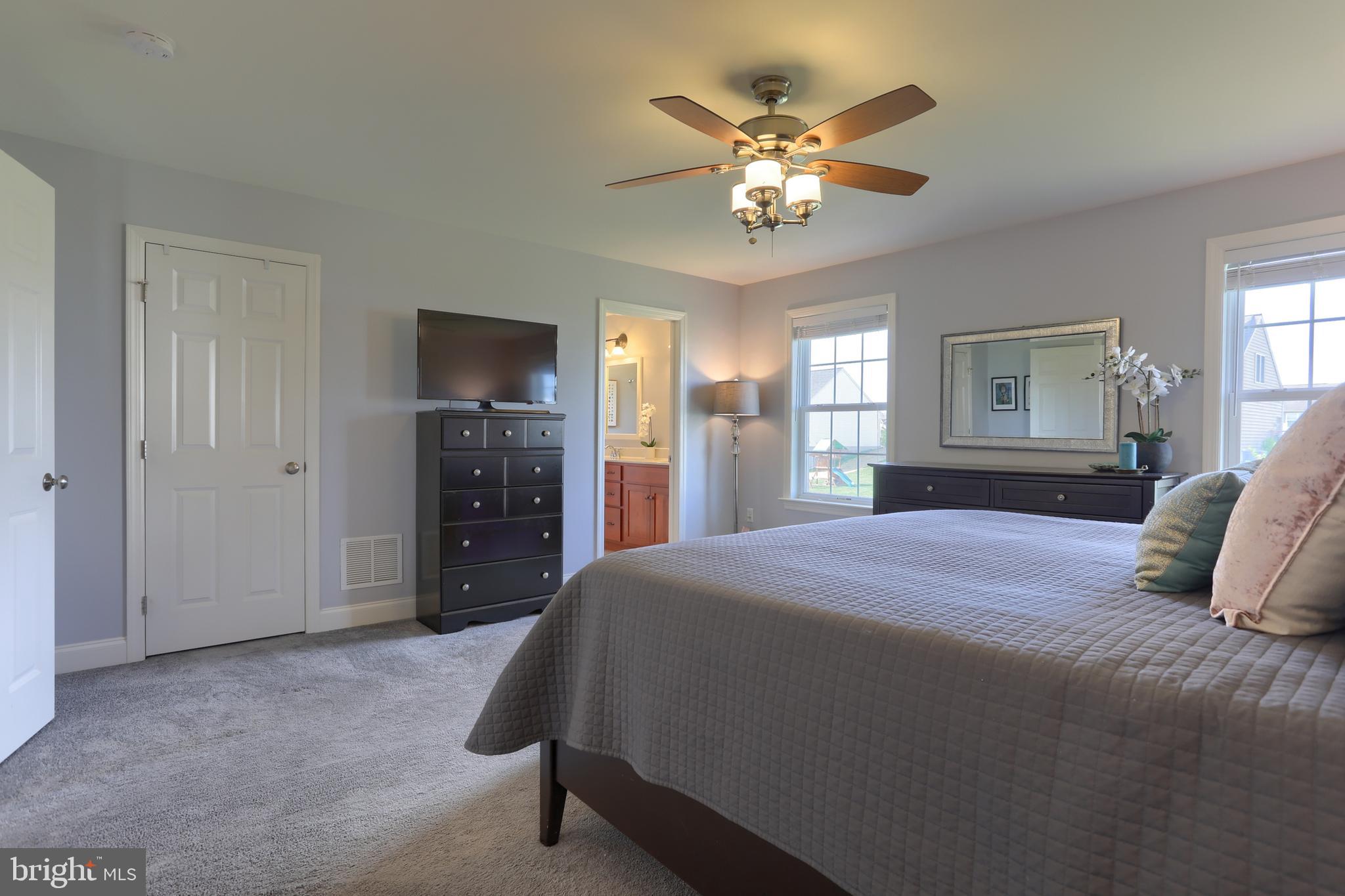 SOUTHERN MEADOWS - Residential