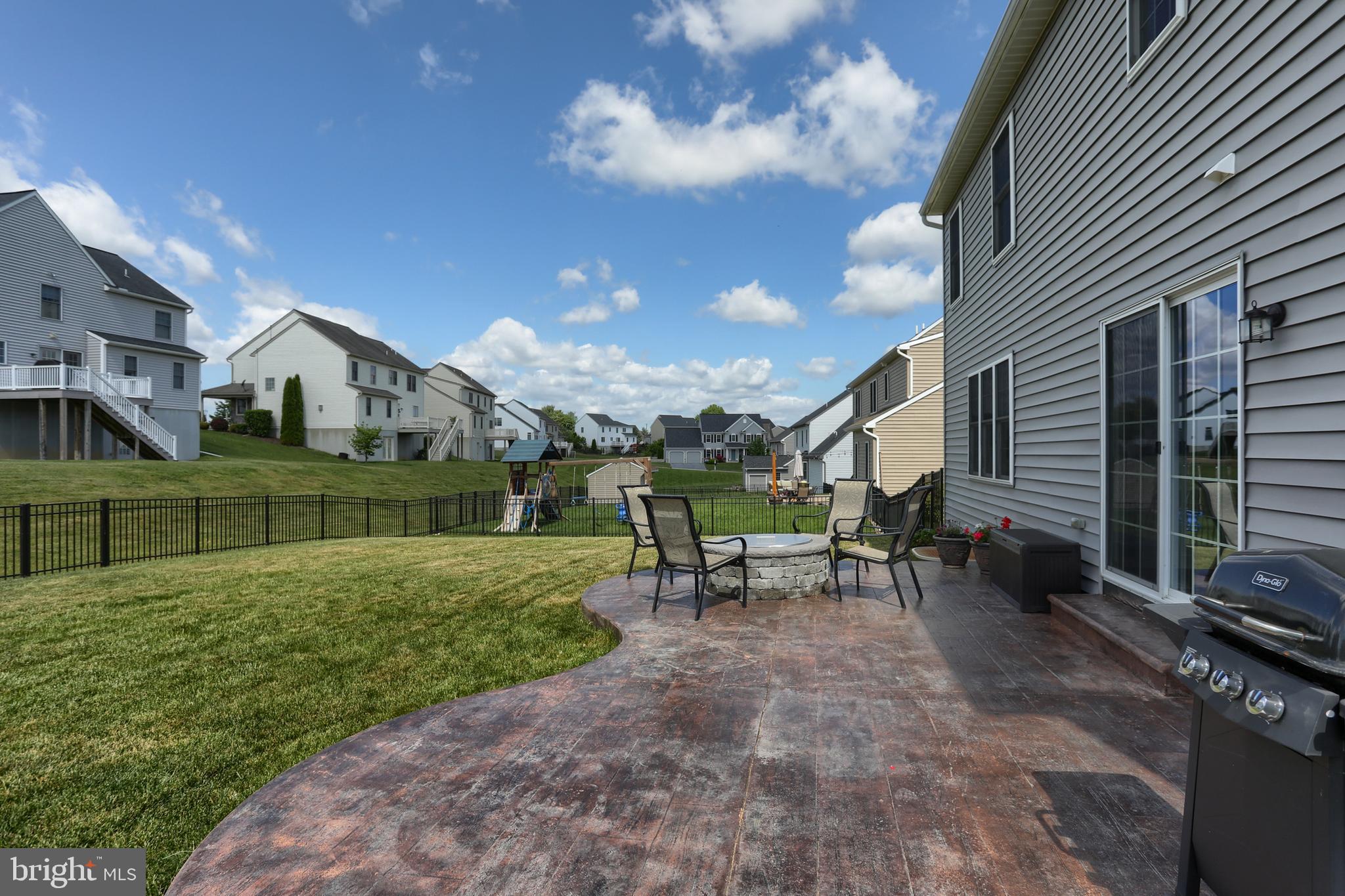 SOUTHERN MEADOWS - Residential