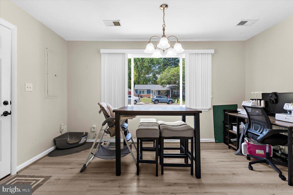 QUEENS PARK - Residential