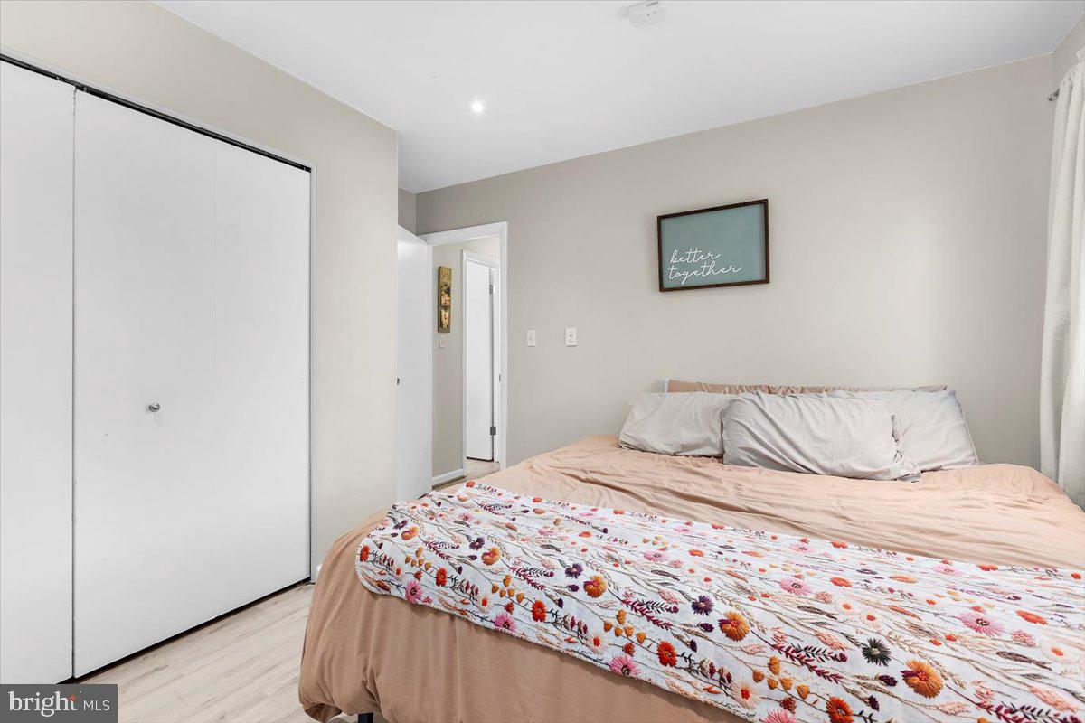 QUEENS PARK - Residential