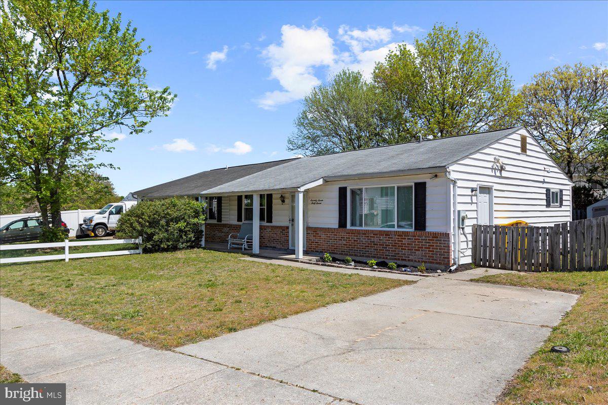 QUEENS PARK - Residential