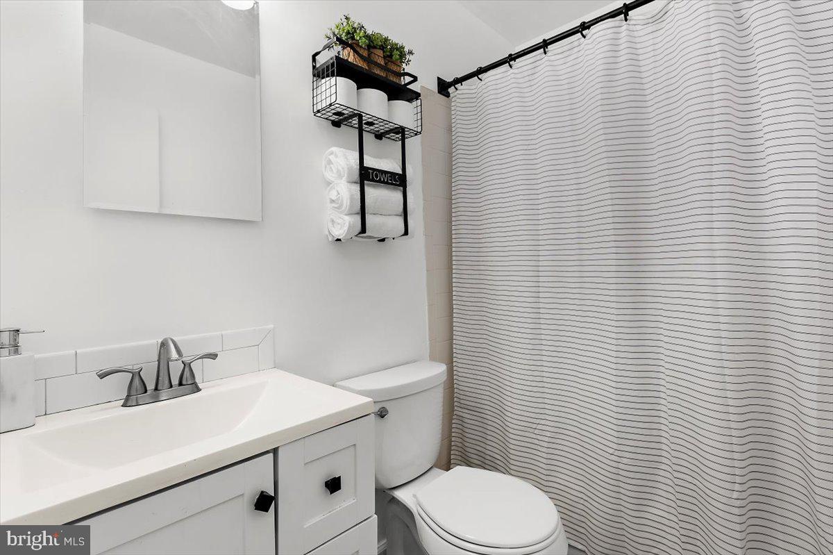 QUEENS PARK - Residential