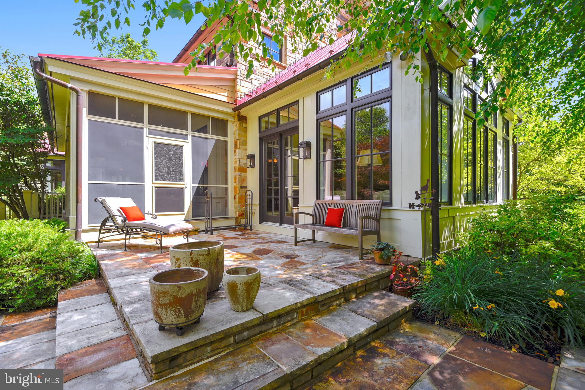 MONKTON - Residential