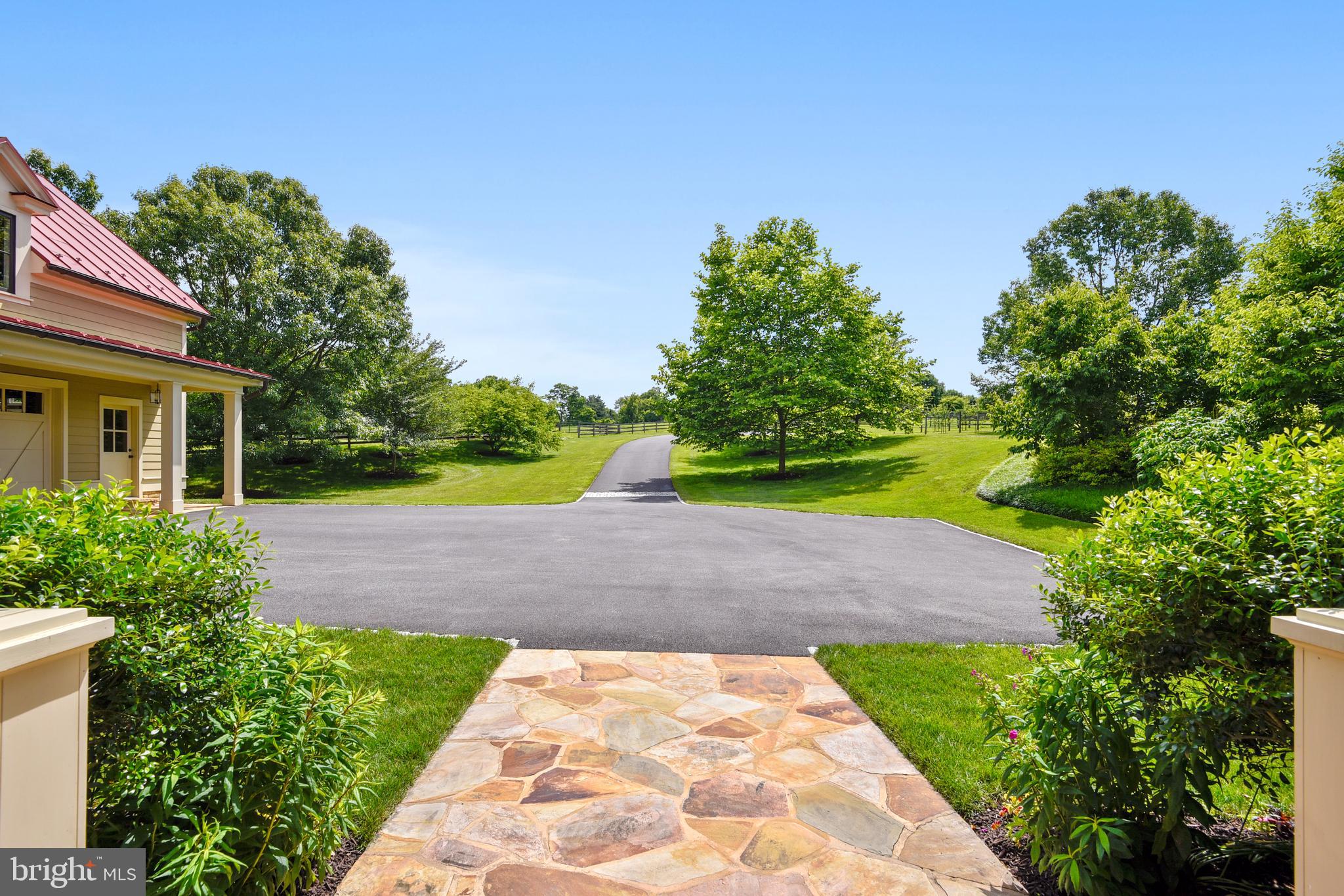 MONKTON - Residential