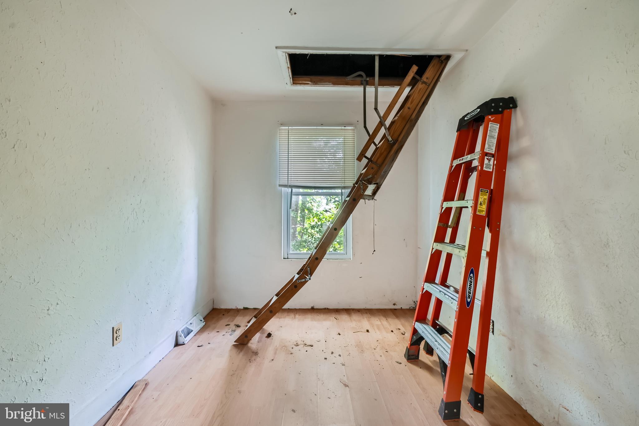 IRVINGTON - Residential