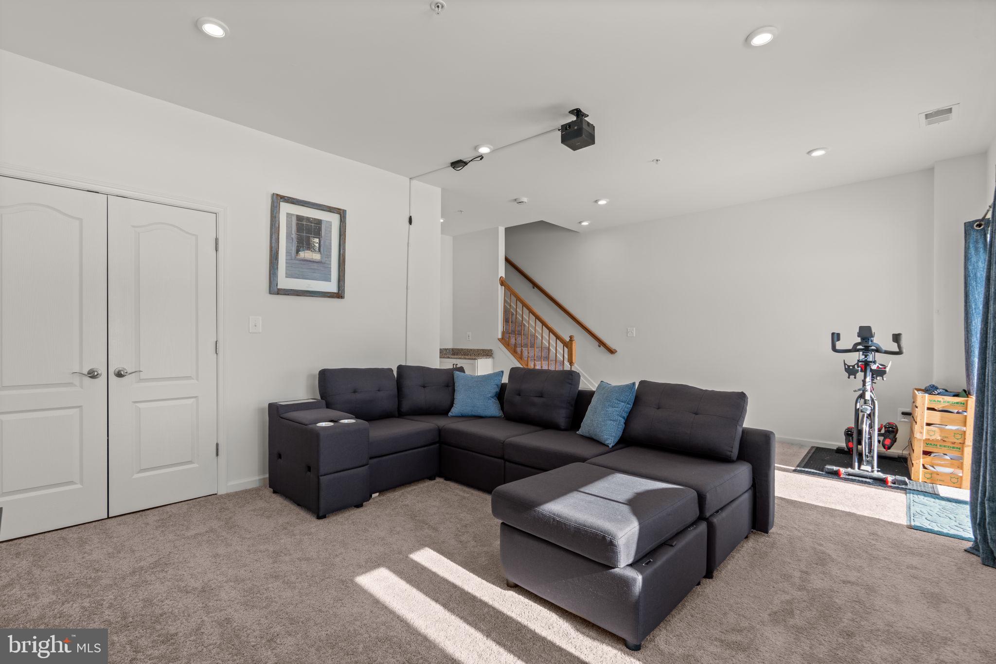 THE RIDGES - Residential