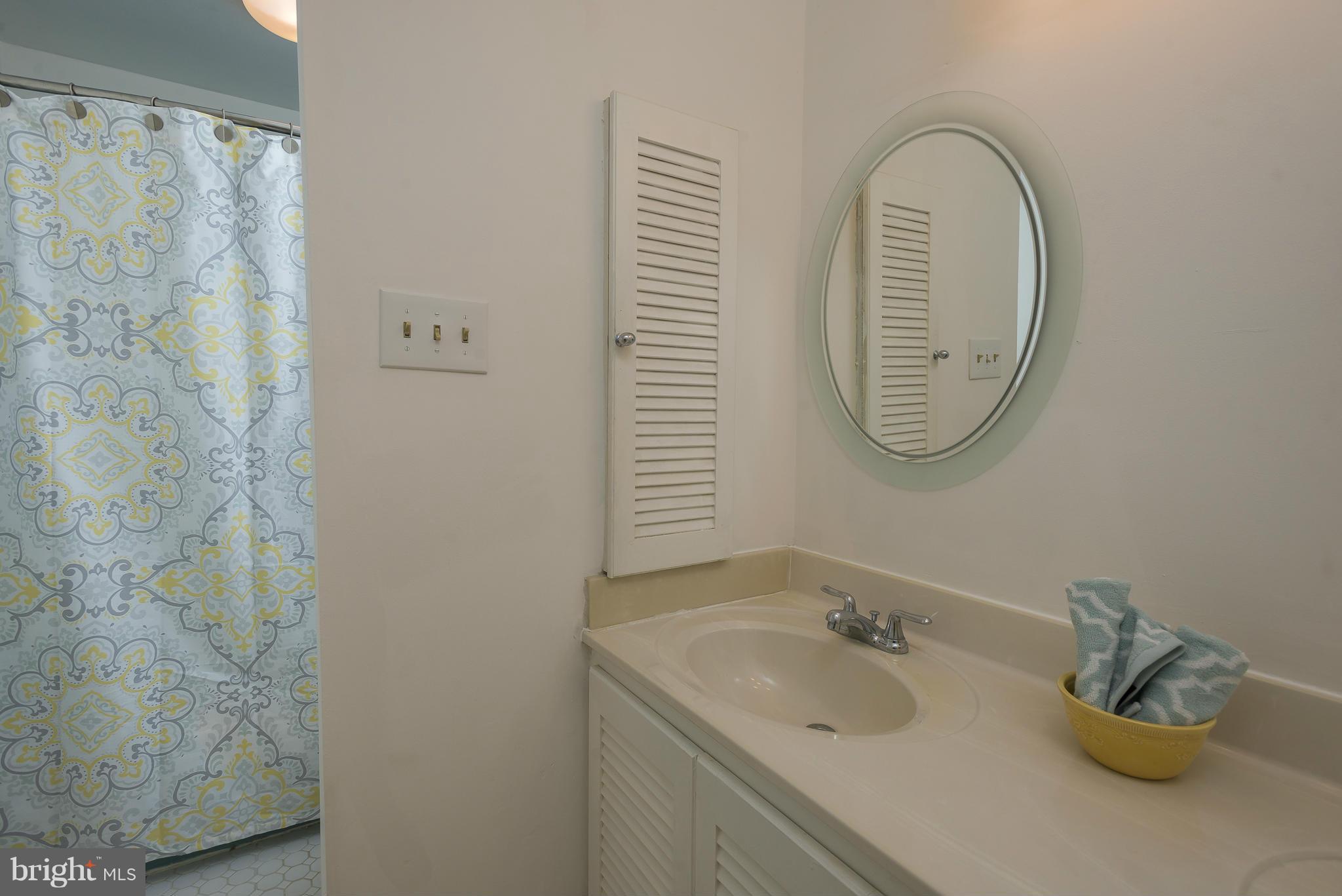 LONGFELLOW - Residential