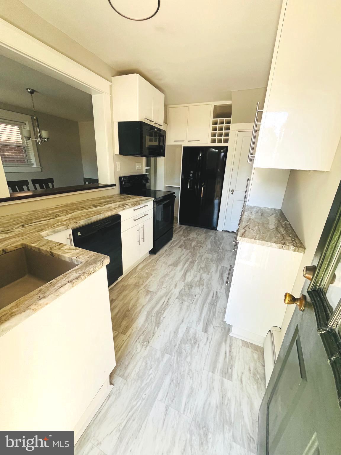 LANCASTER - Residential