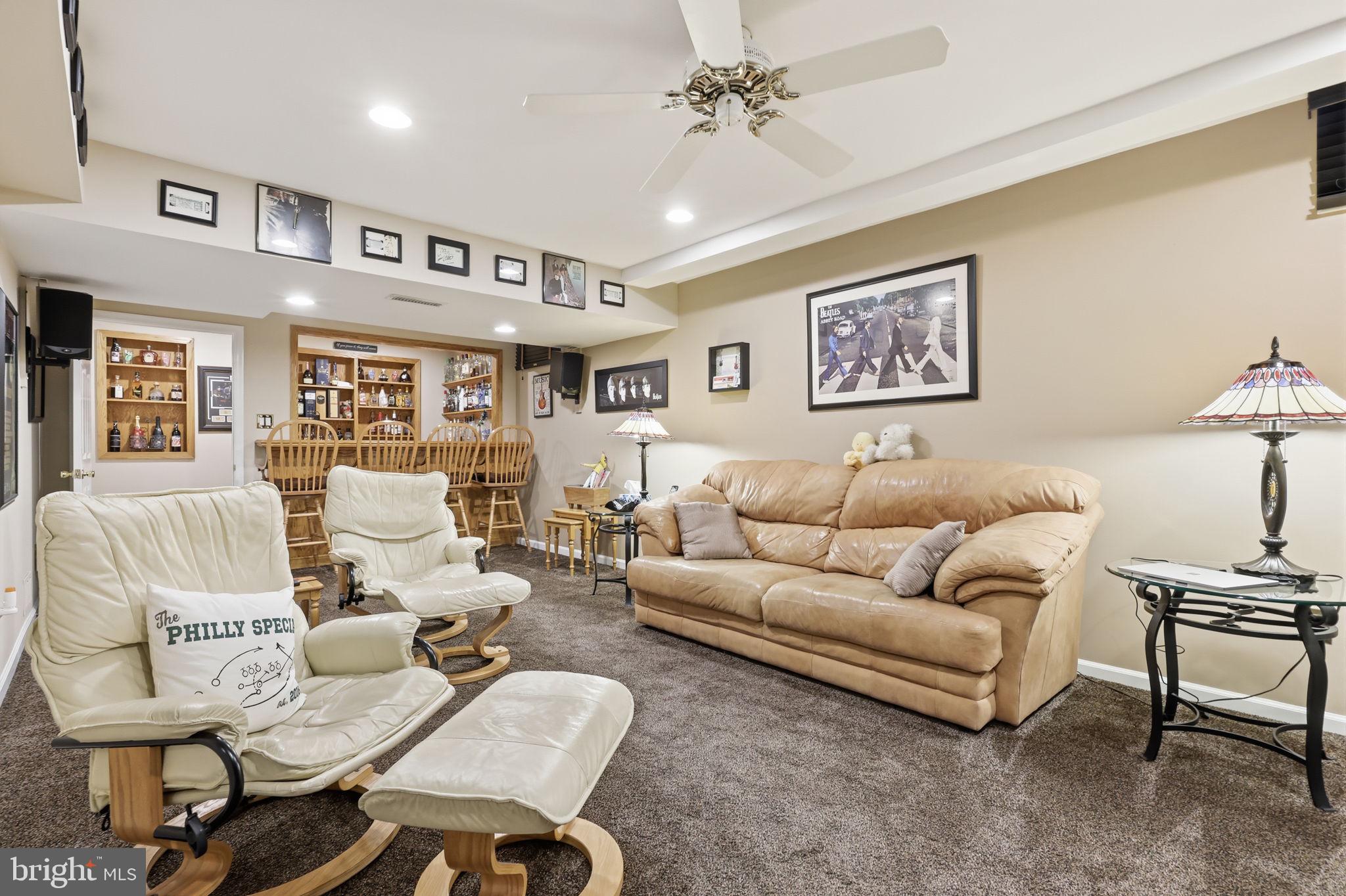DOYLESTOWN CROSSIN - Residential