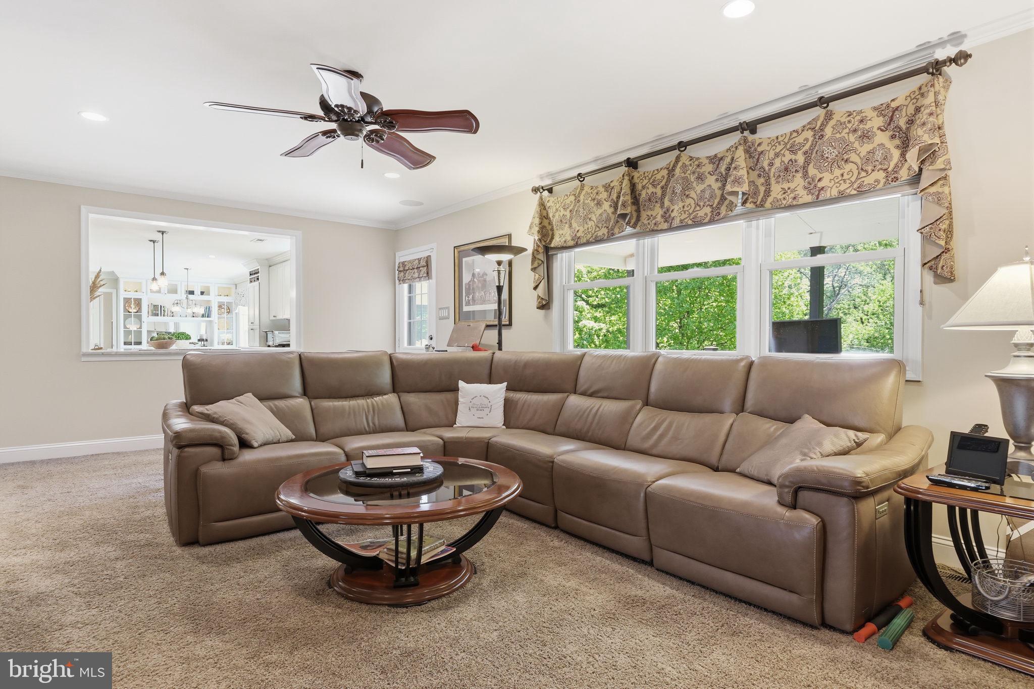DOYLESTOWN CROSSIN - Residential