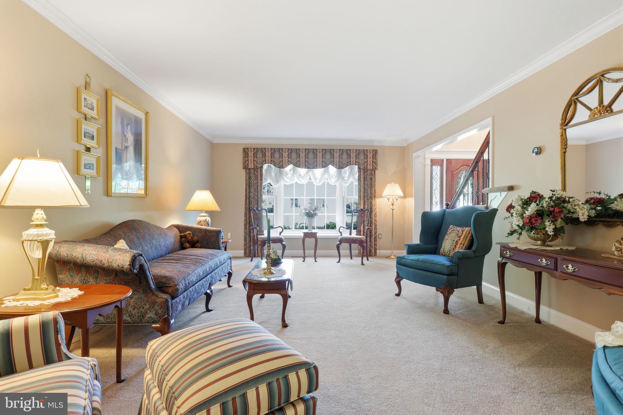 DOYLESTOWN CROSSIN - Residential