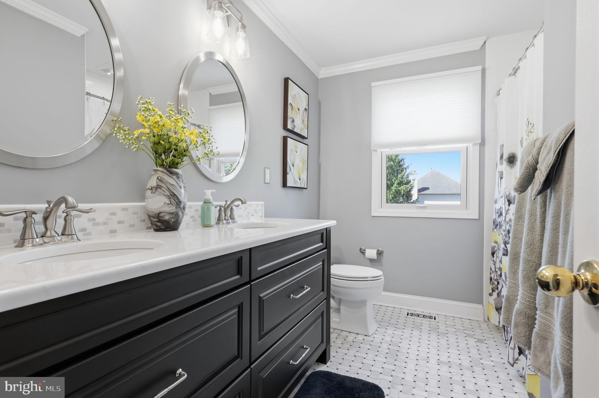 DOYLESTOWN CROSSIN - Residential