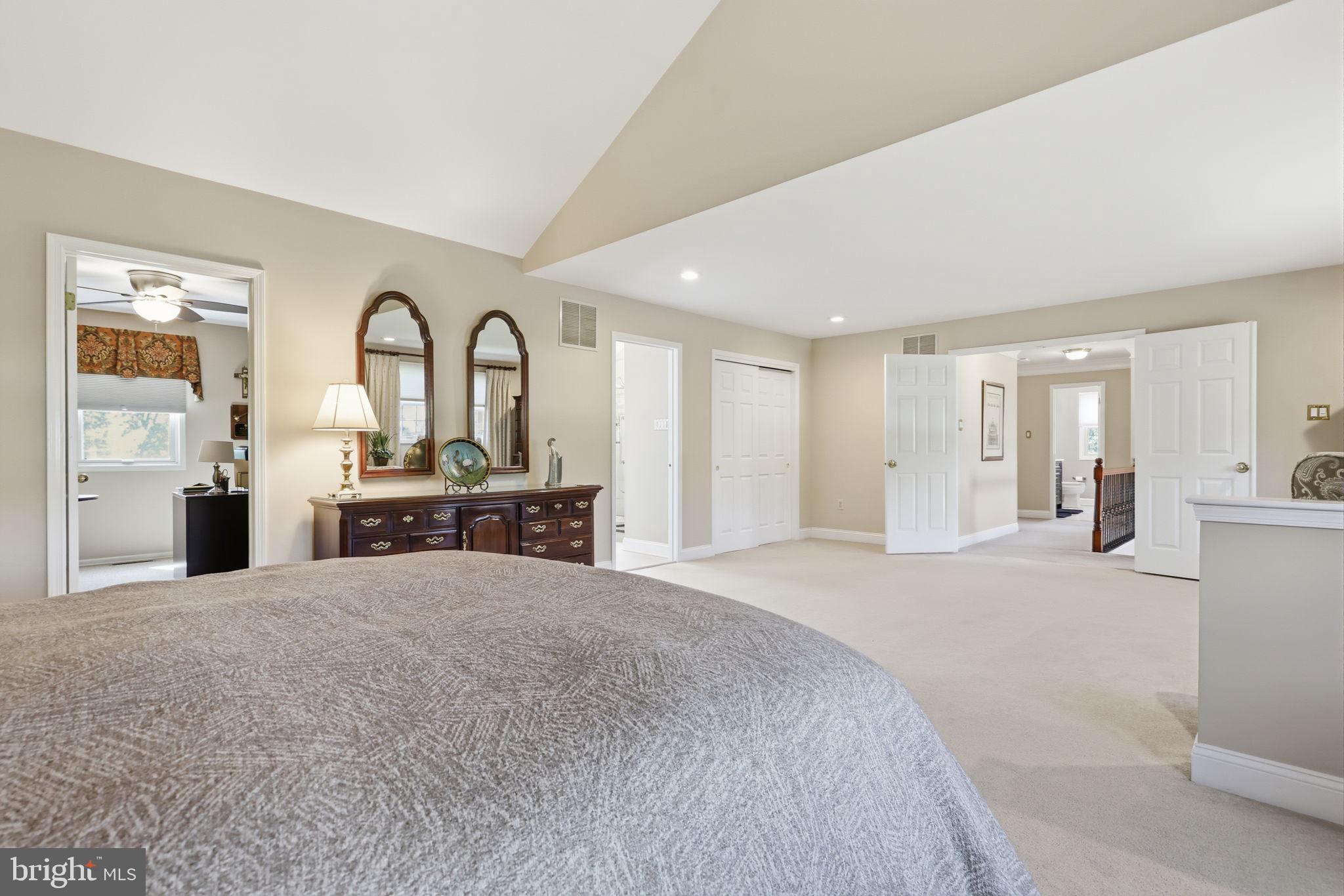 DOYLESTOWN CROSSIN - Residential