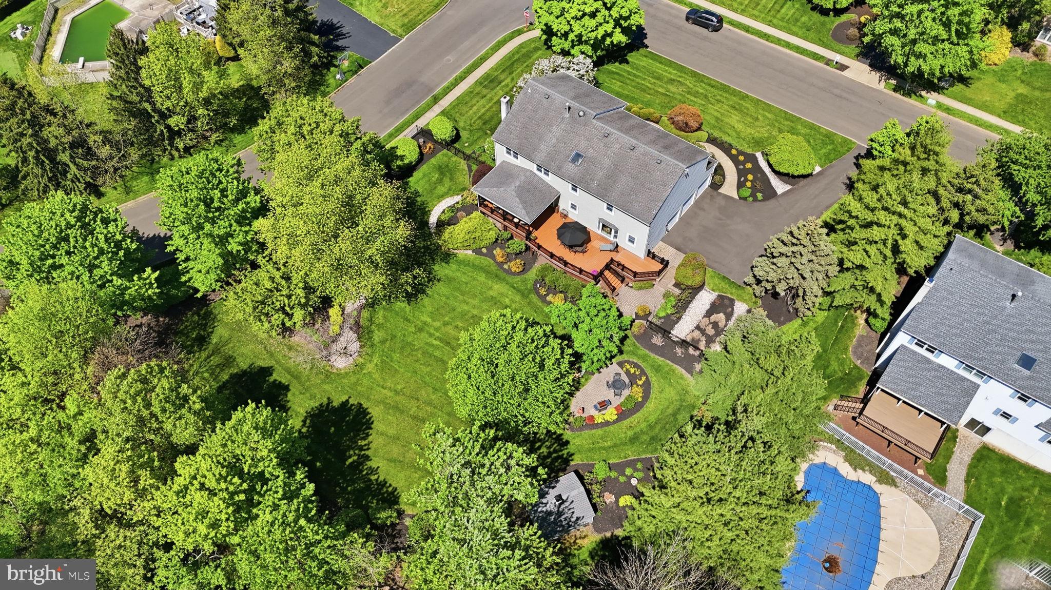 DOYLESTOWN CROSSIN - Residential
