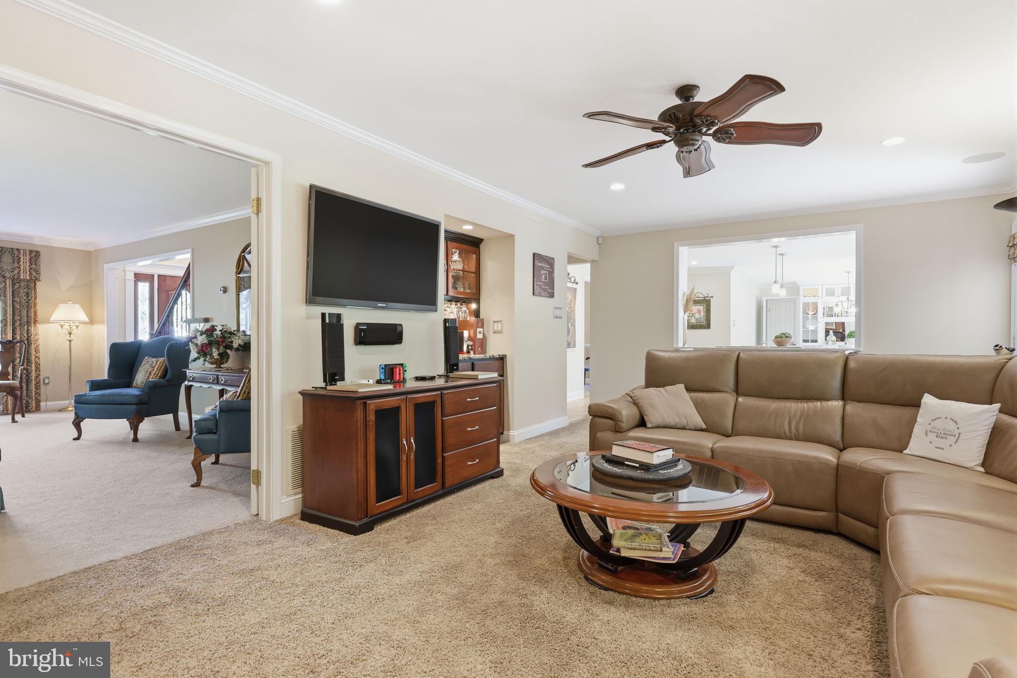 DOYLESTOWN CROSSIN - Residential