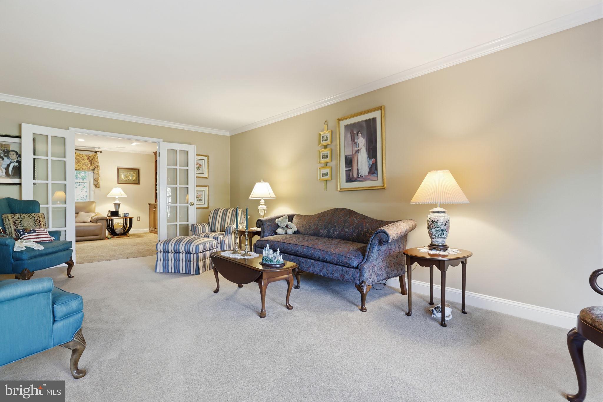 DOYLESTOWN CROSSIN - Residential