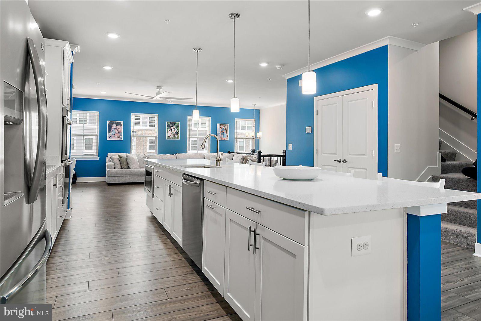 SEA OAKS VILLAGE - Residential