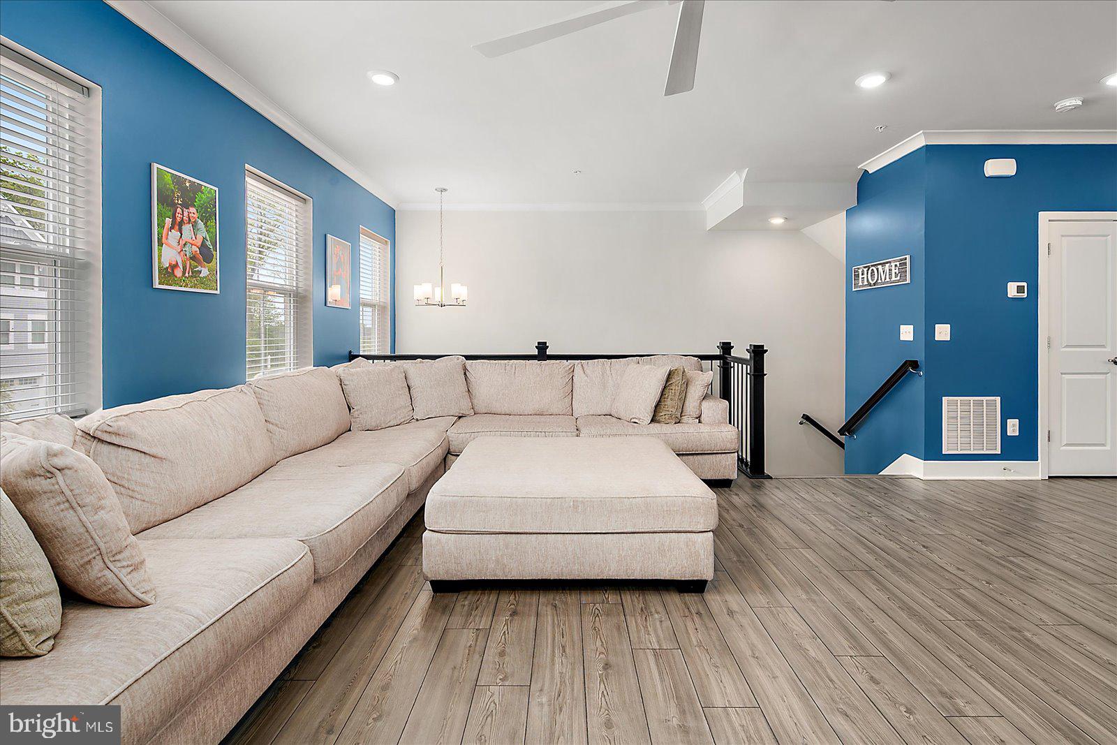 SEA OAKS VILLAGE - Residential