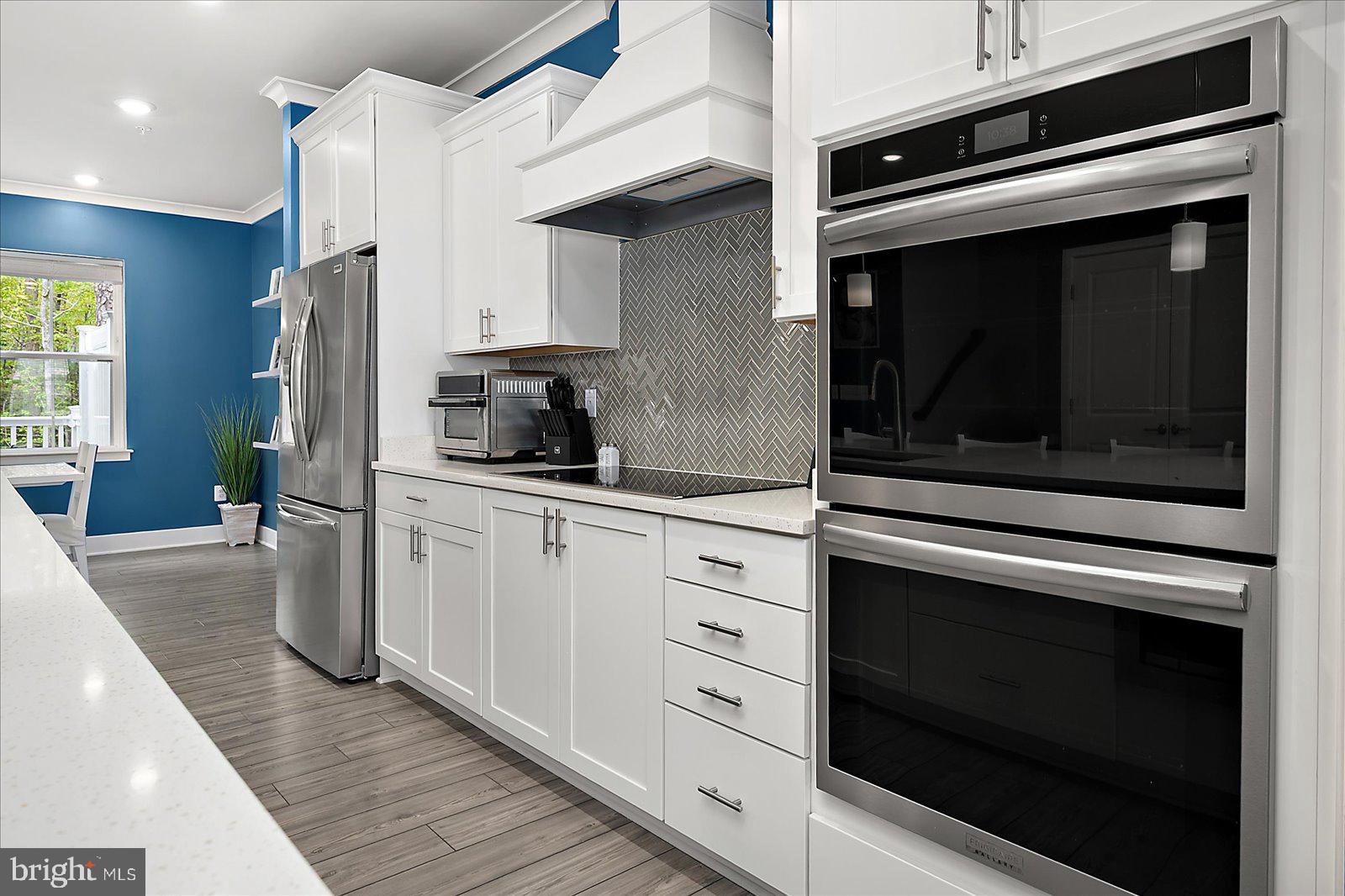 SEA OAKS VILLAGE - Residential