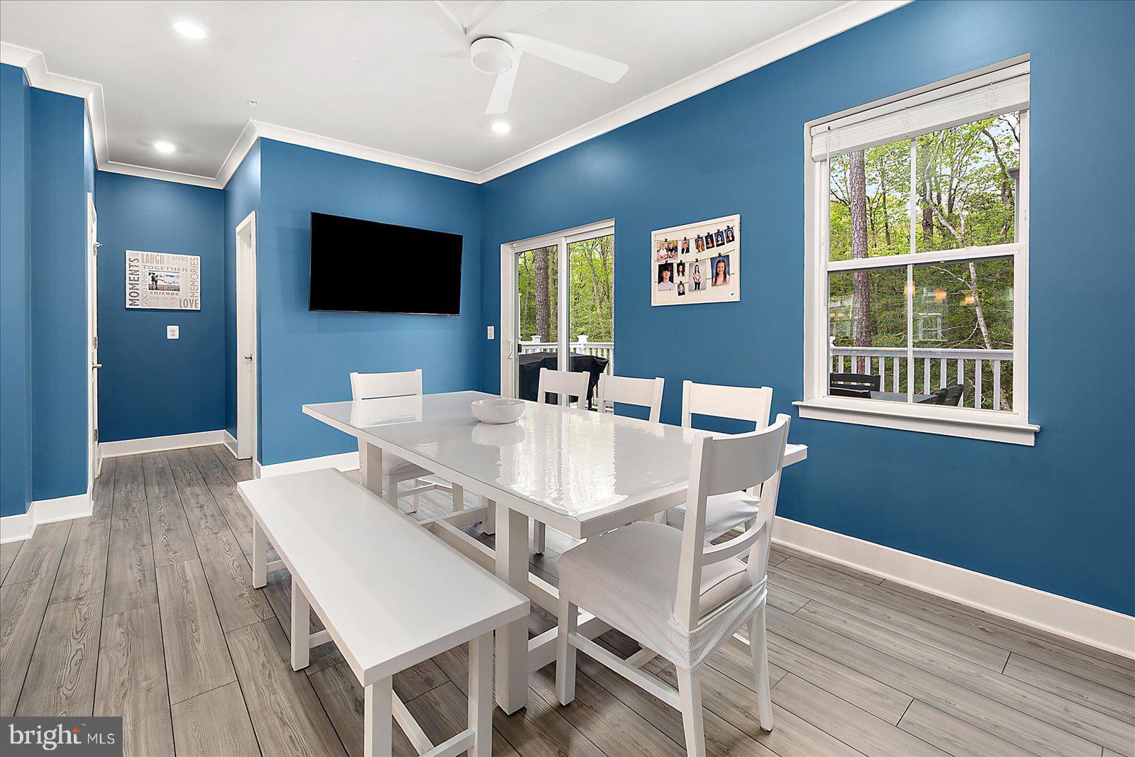 SEA OAKS VILLAGE - Residential
