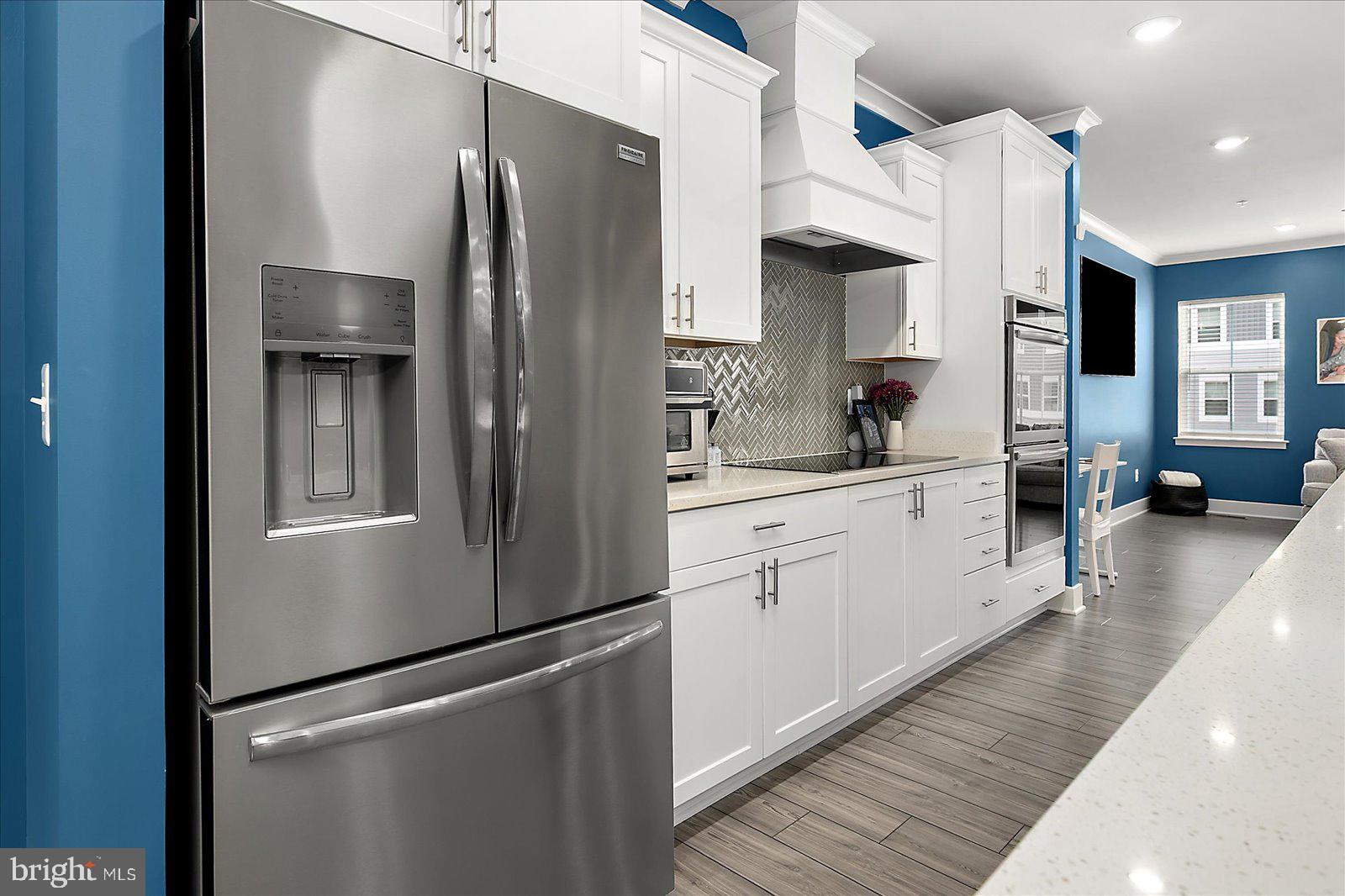 SEA OAKS VILLAGE - Residential