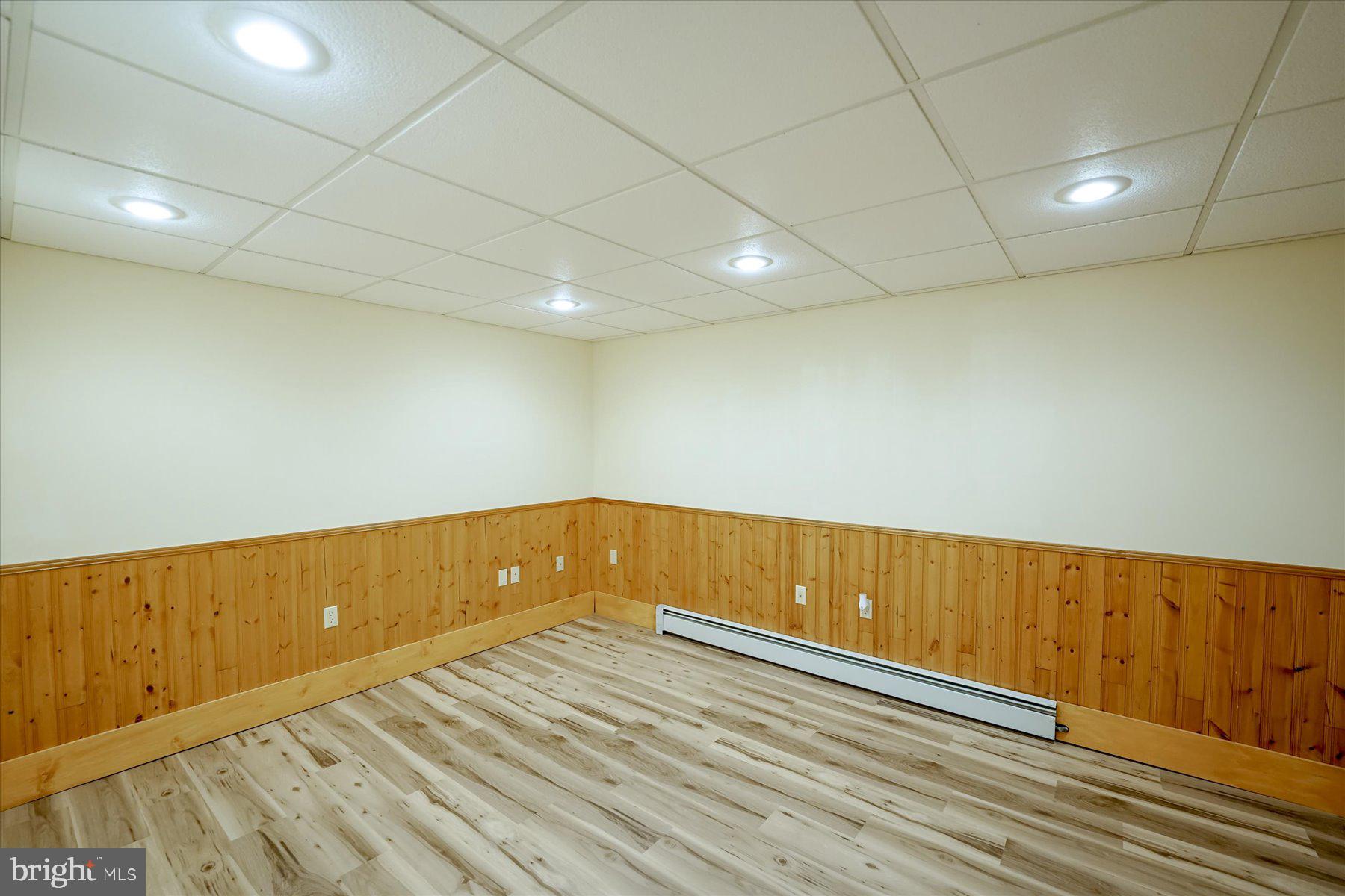 PARK FOREST VILLAGE - Residential