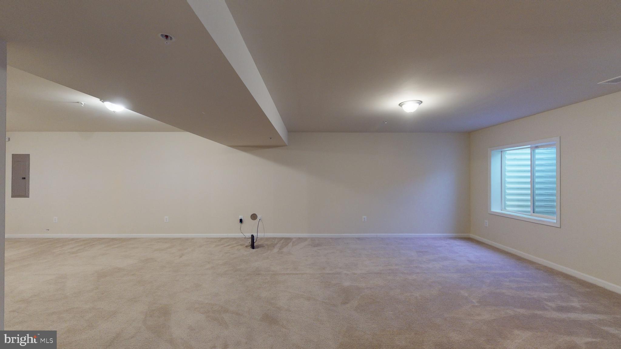 MARSHALL GROVE ESTATES - Residential