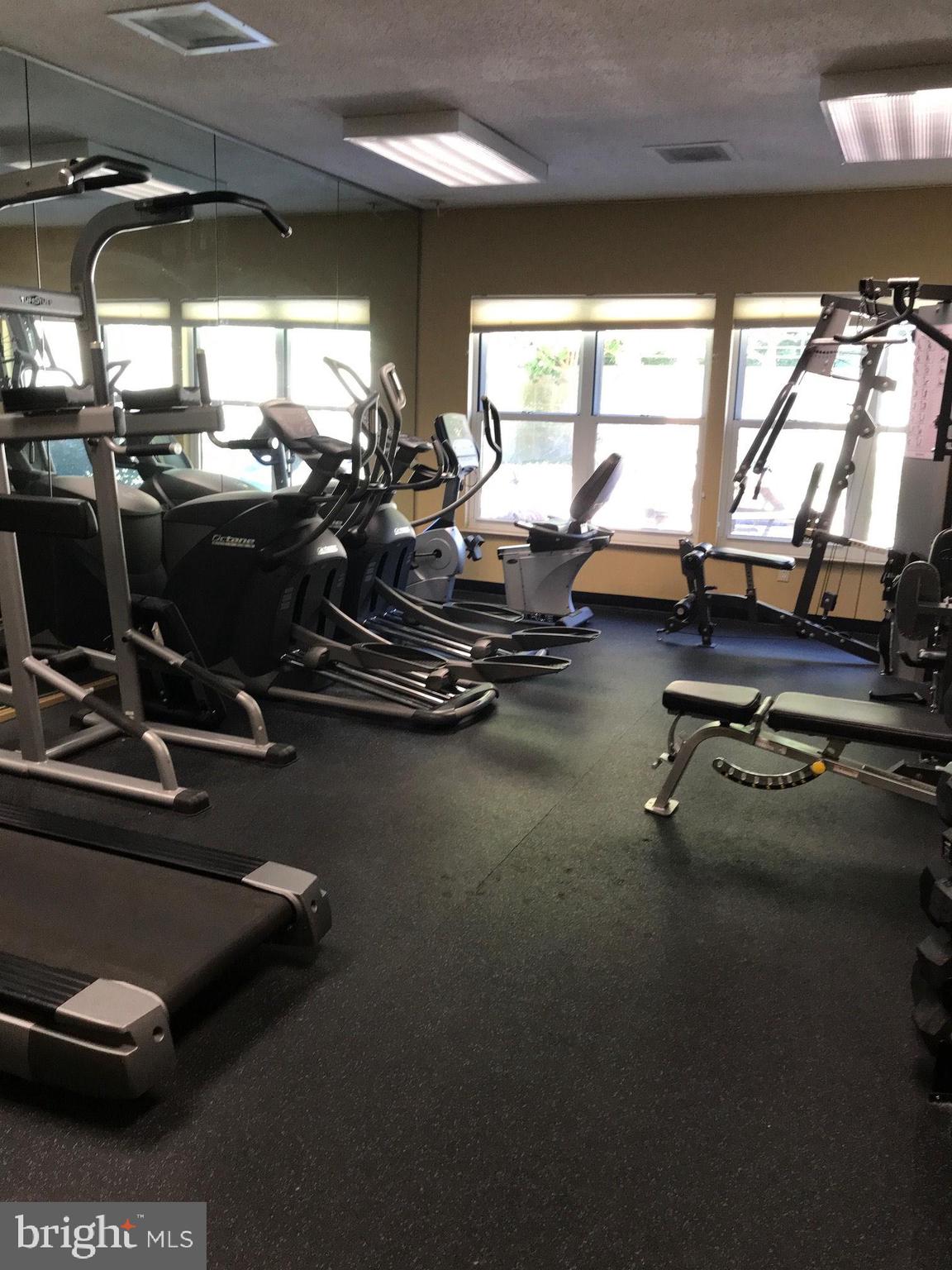 ASTORIA CONDOMINIUM - Residential Lease