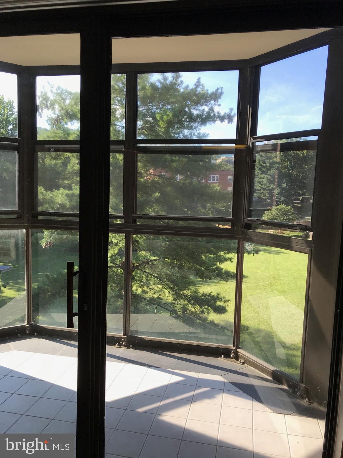 ASTORIA CONDOMINIUM - Residential Lease